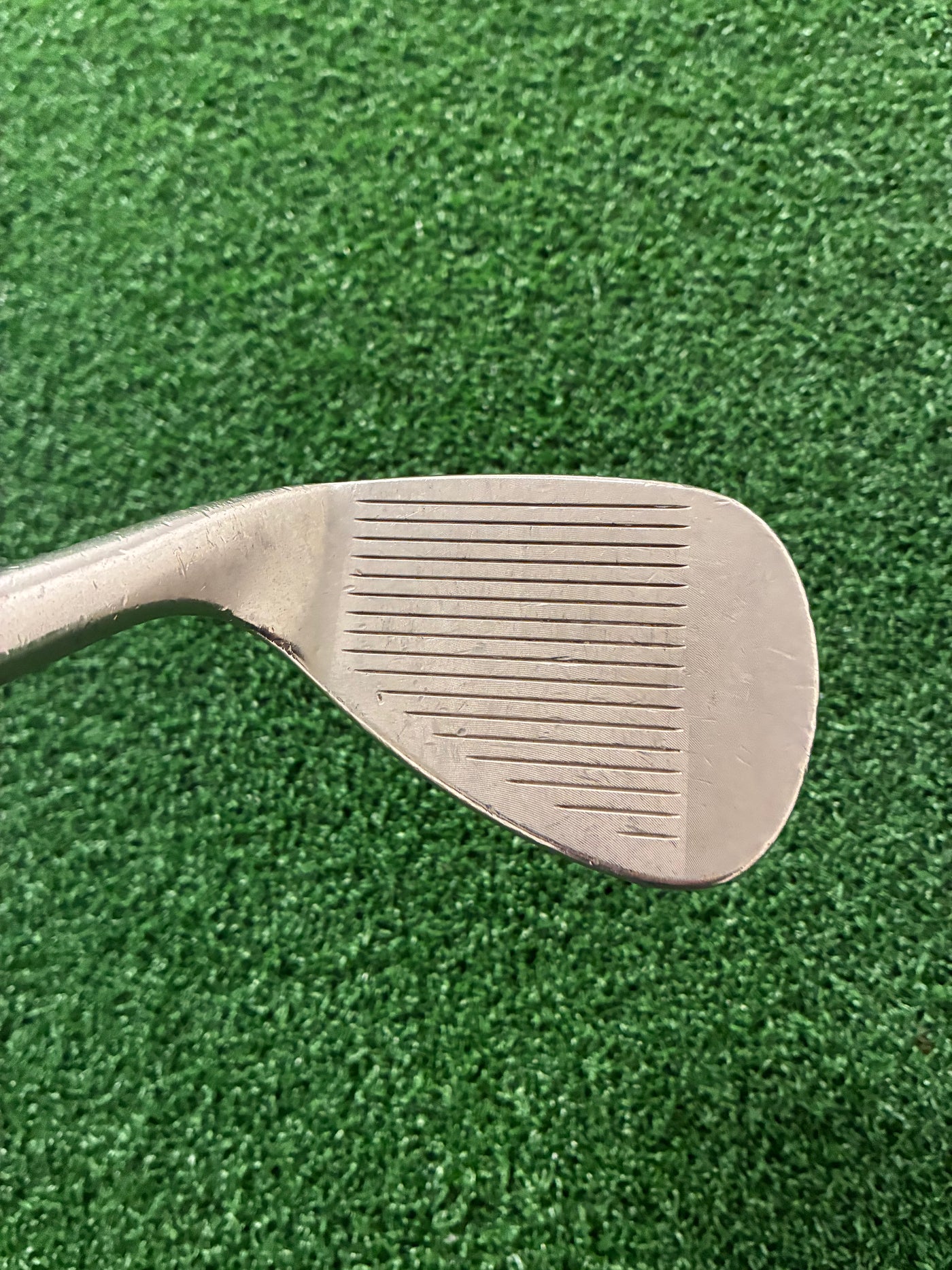 Titleist Vokey SM5 F Grind 52*