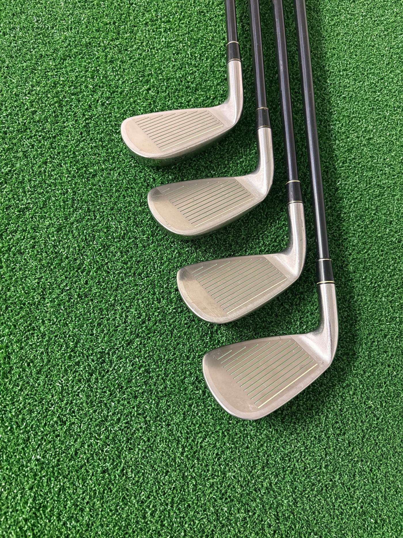 Bridgestone Tour Stage ViQ 5-PW + AW + SW (Stiff)