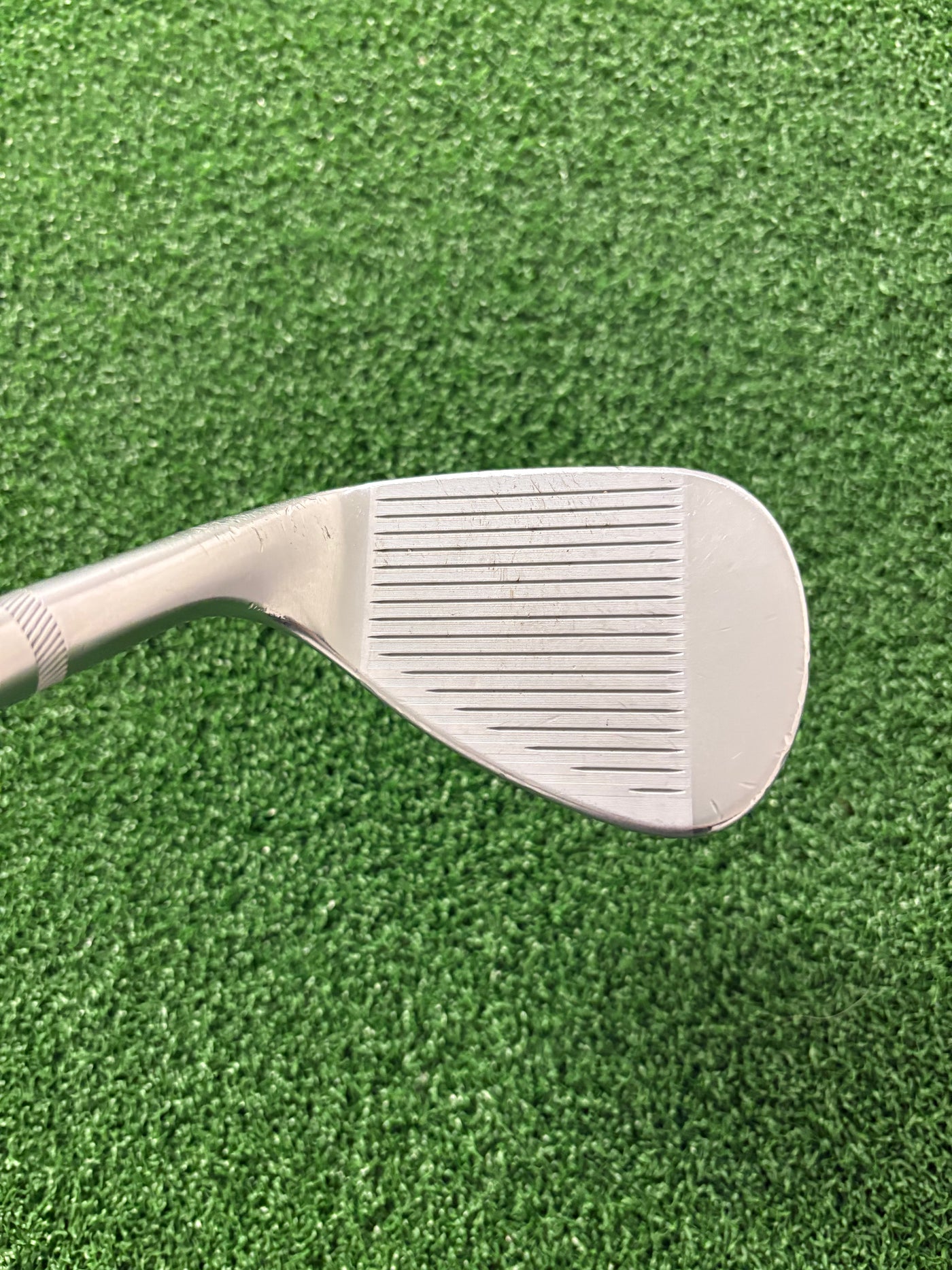 Titleist Vokey SM10 F Grind 52*