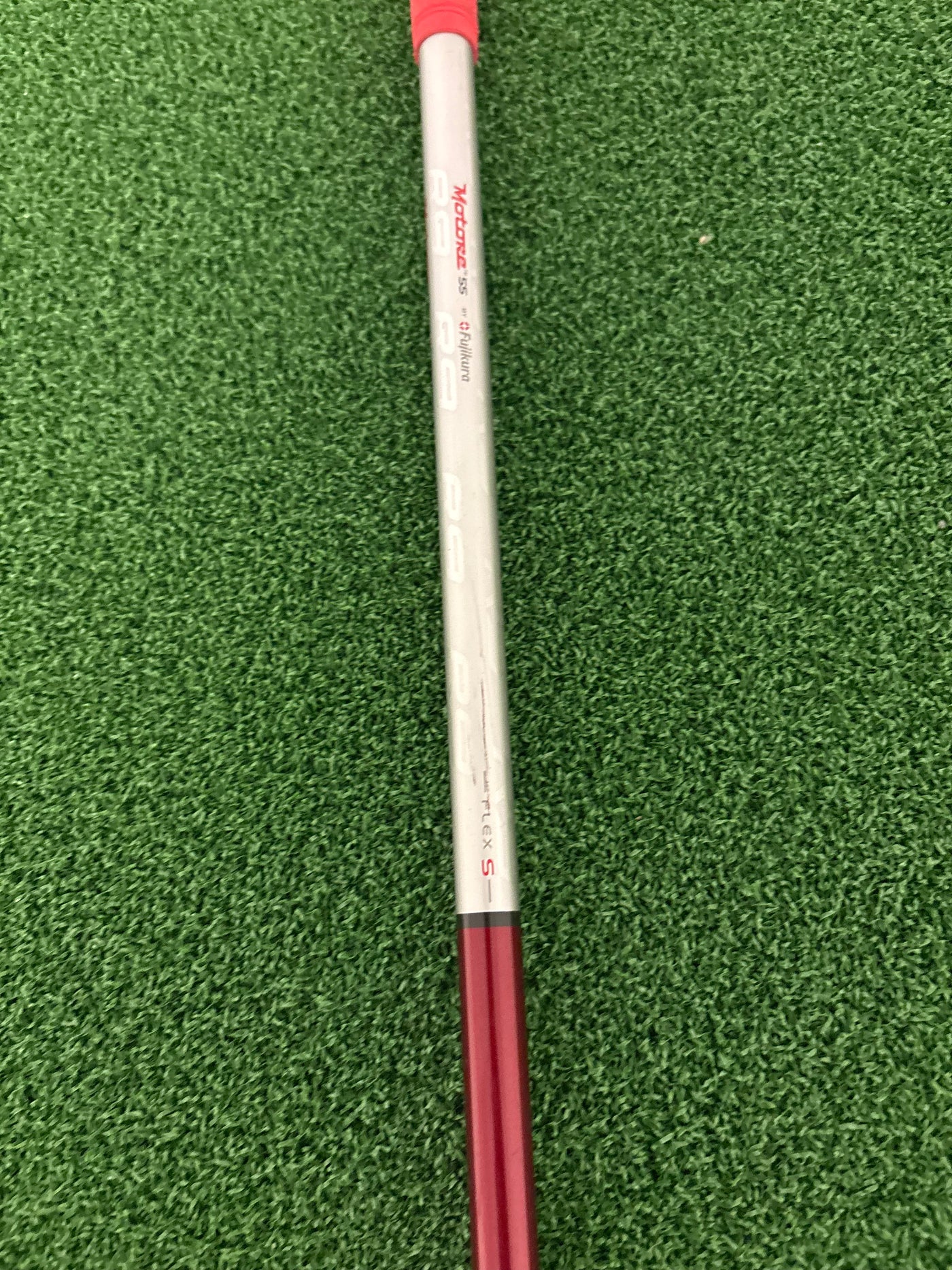 Taylormade R9 Super-Tri 9.5* (Stiff)