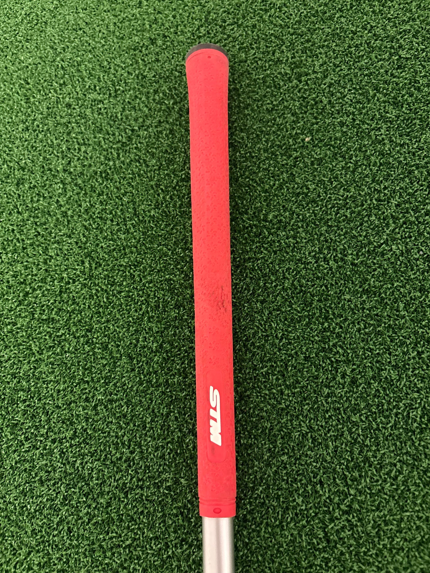 Taylormade R9 Super-Tri 9.5* (Stiff)