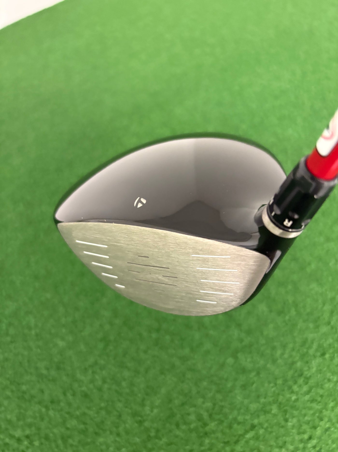 Taylormade R9 9.5* (Stiff)