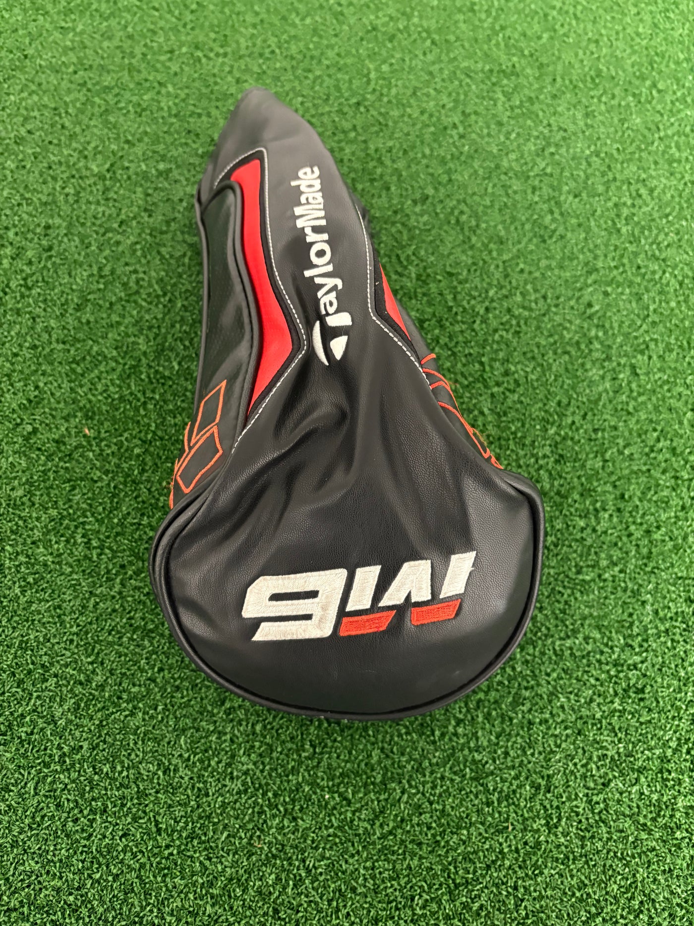 Taylormade M6 10.5* (Stiff)