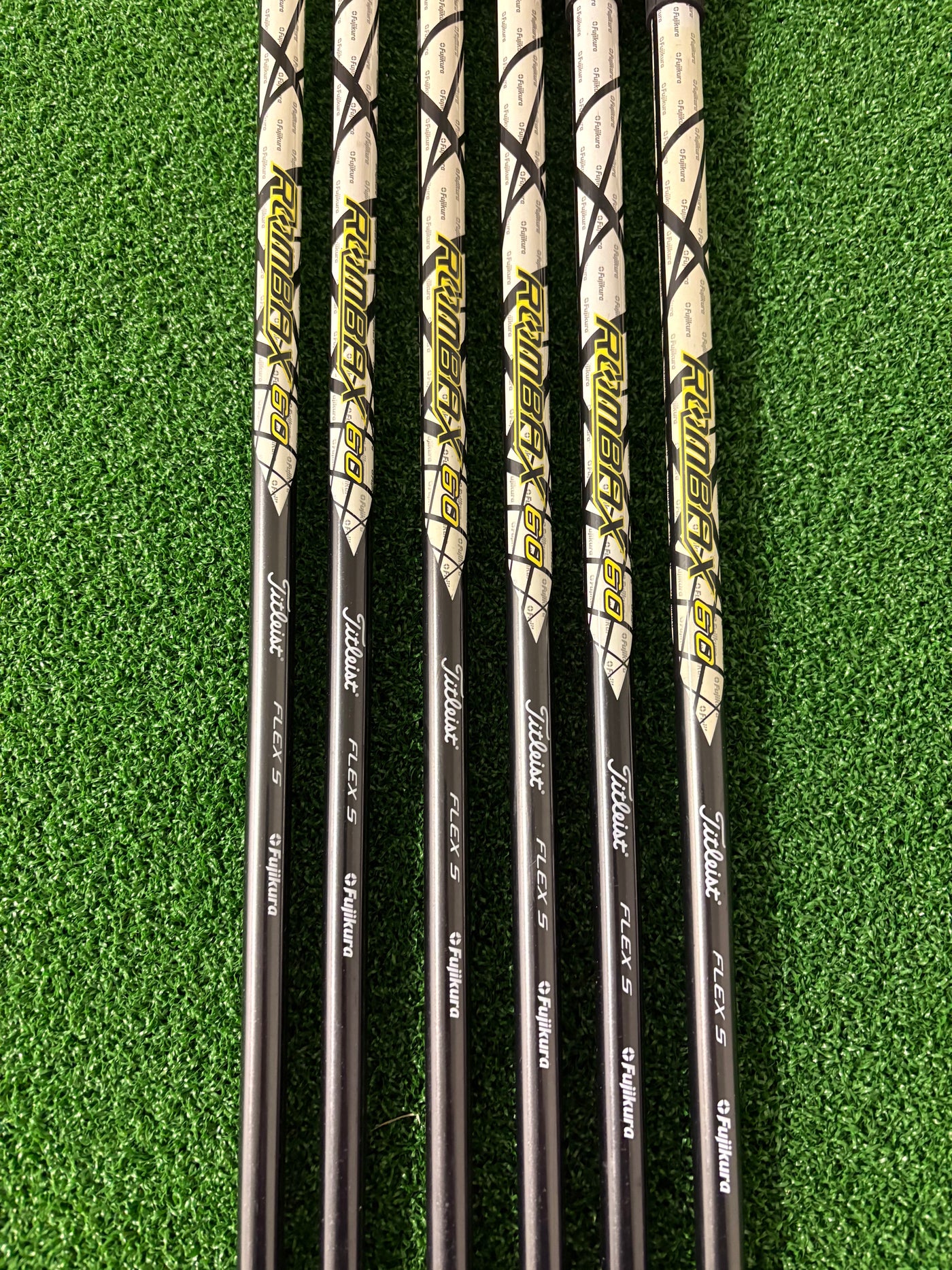 Titleist AP1 712 5-PW (Stiff)