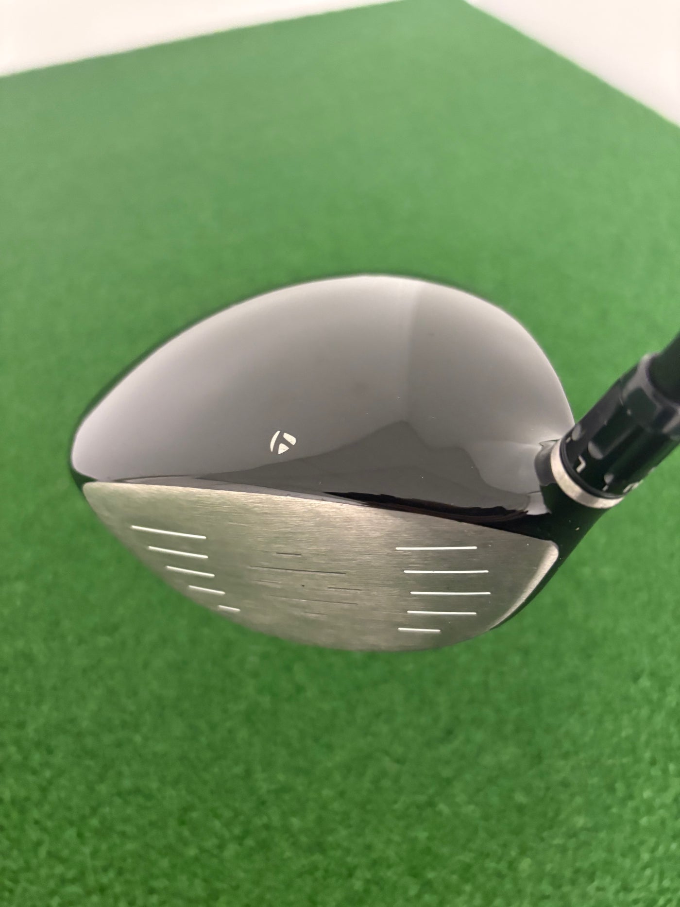 Taylormade R9 9.5* (Stiff)