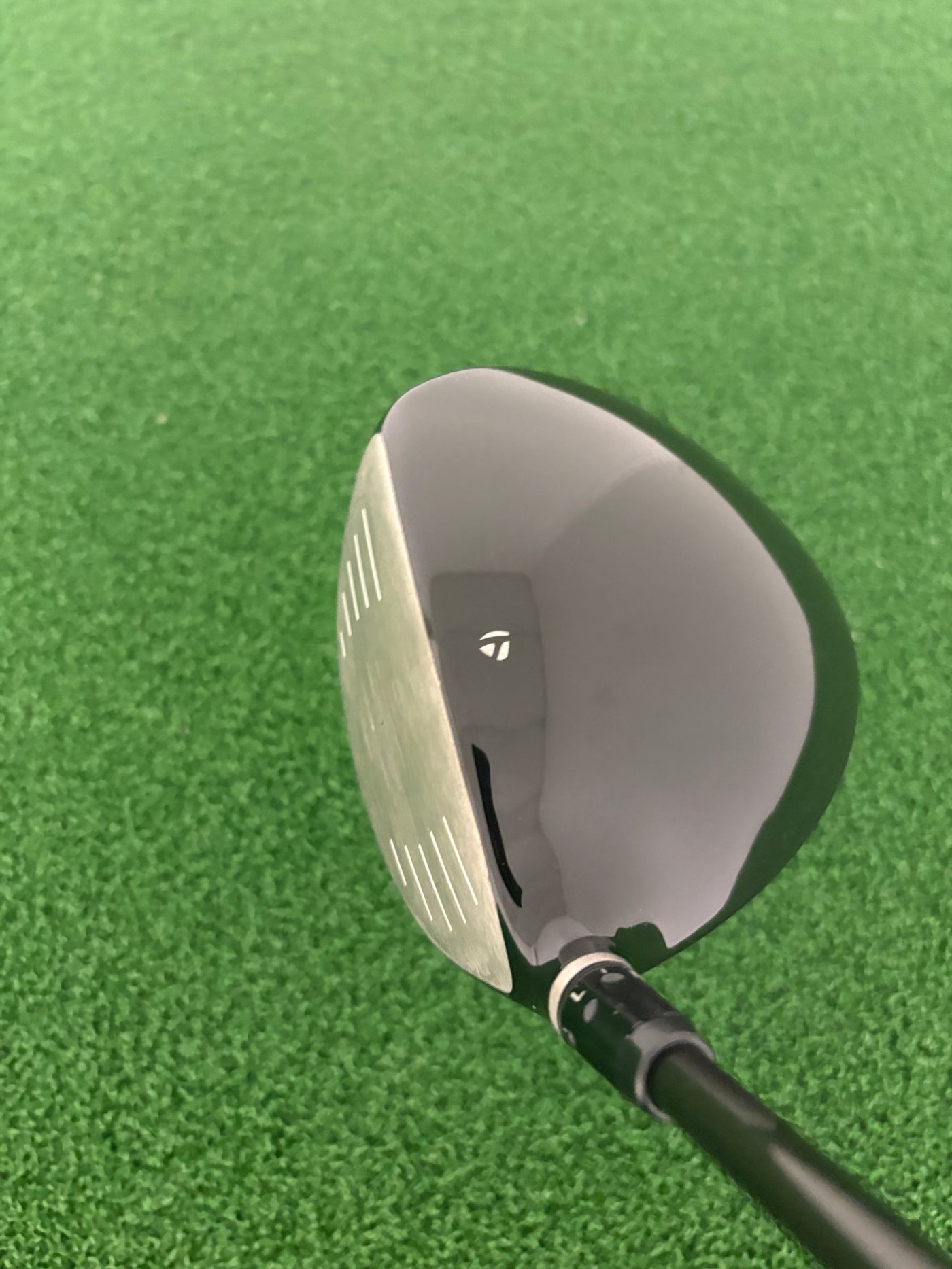 Taylormade R9 9.5* (Stiff)