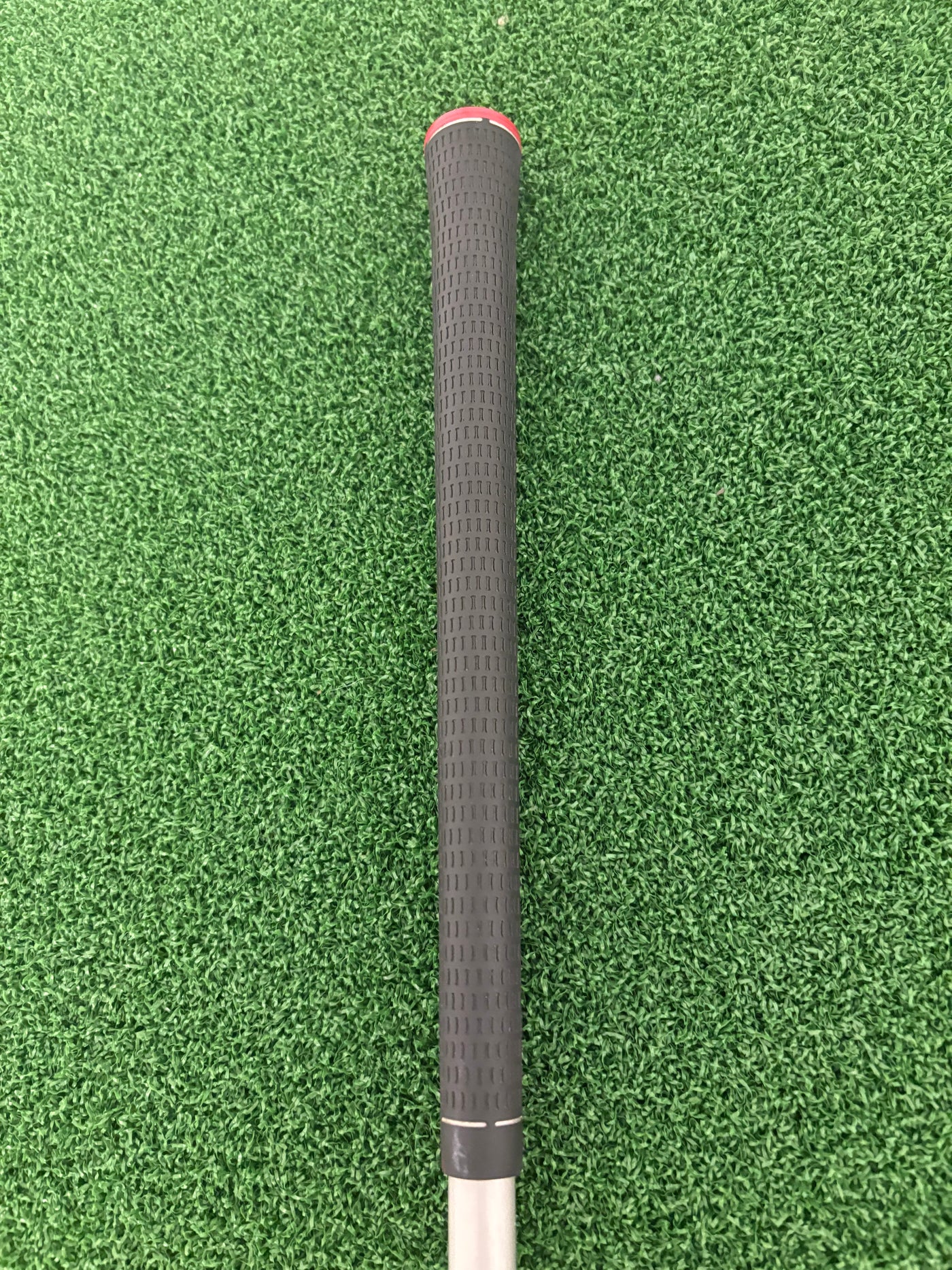 Taylormade R9 9.5* (Stiff)