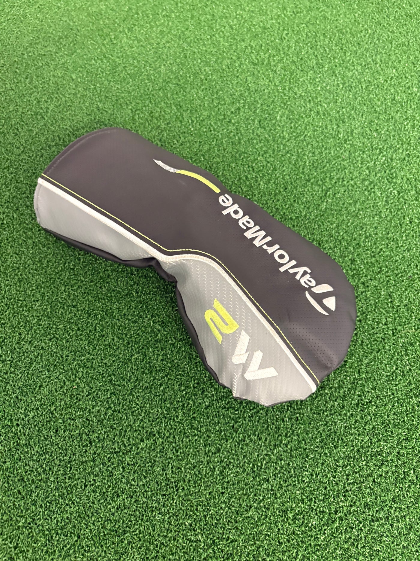 Taylormade M2 (2017) 10.5* (Stiff)