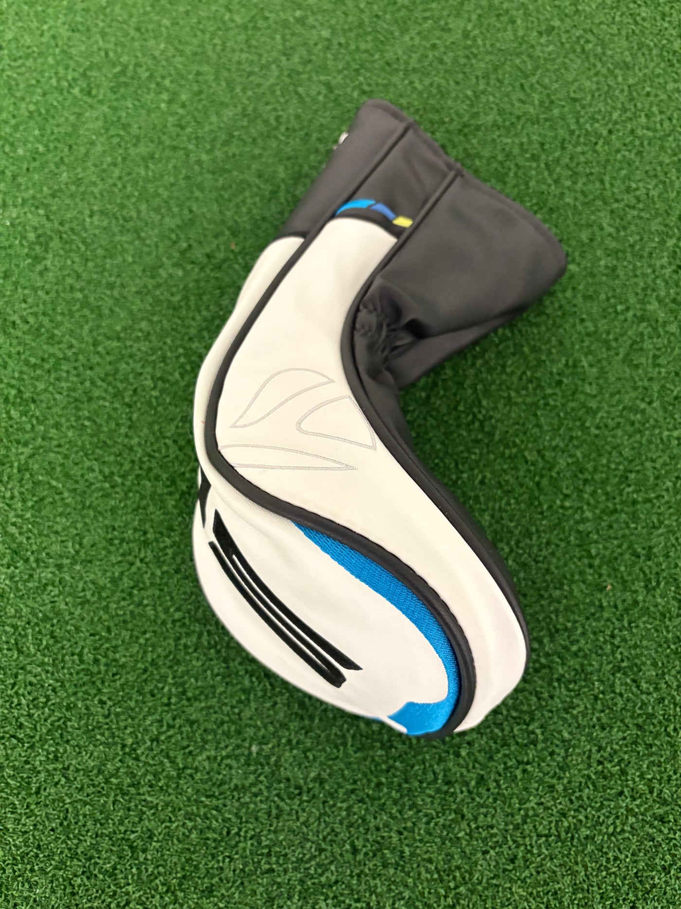 Taylormade Sim 2 Max 9.0* (Stiff)