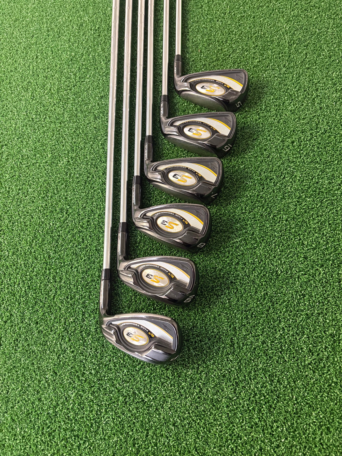 Cobra King S3 5-PW (Stiff)