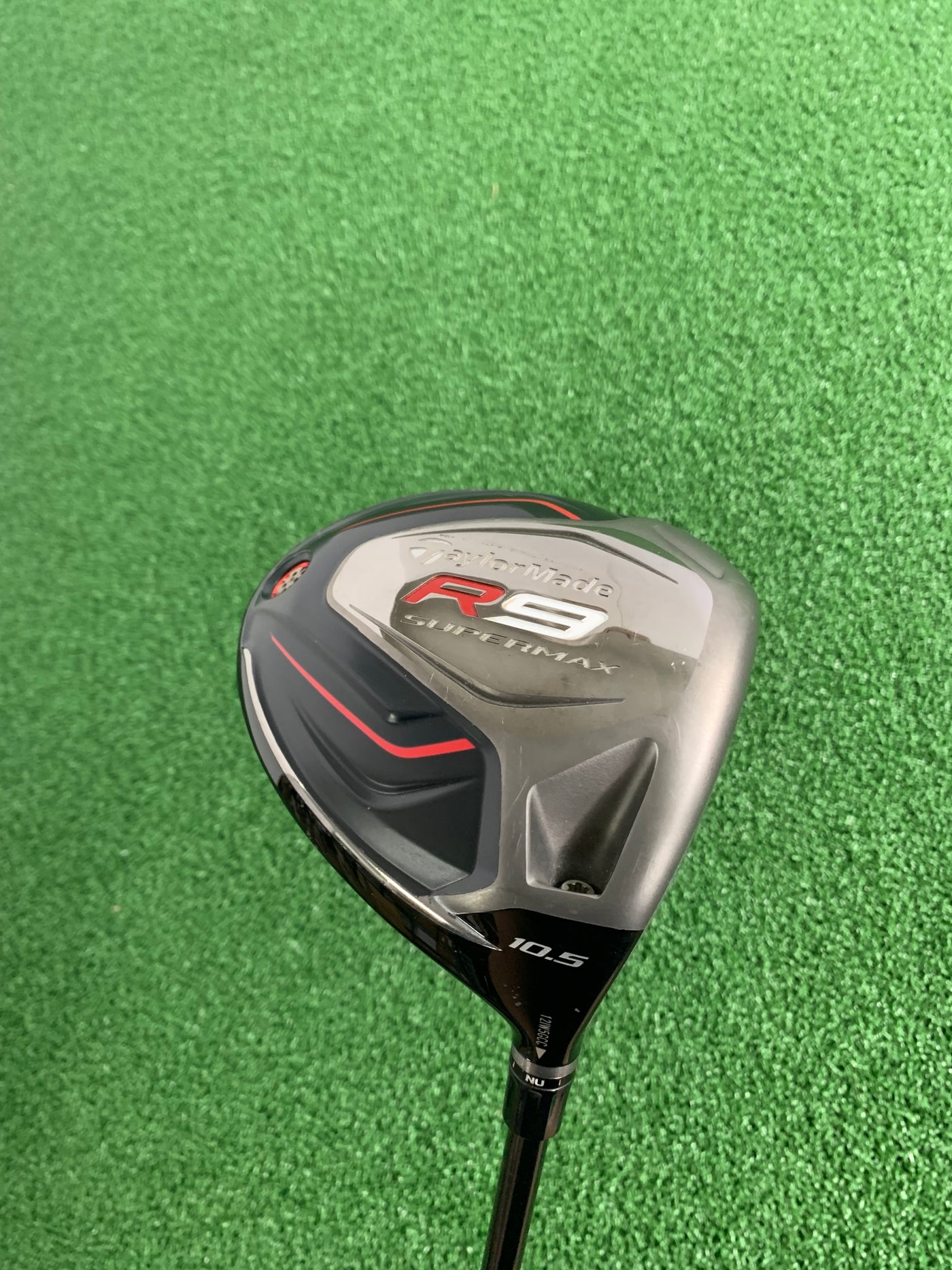 Taylormade R9 SuperMax 10.5* (Stiff/Regular)