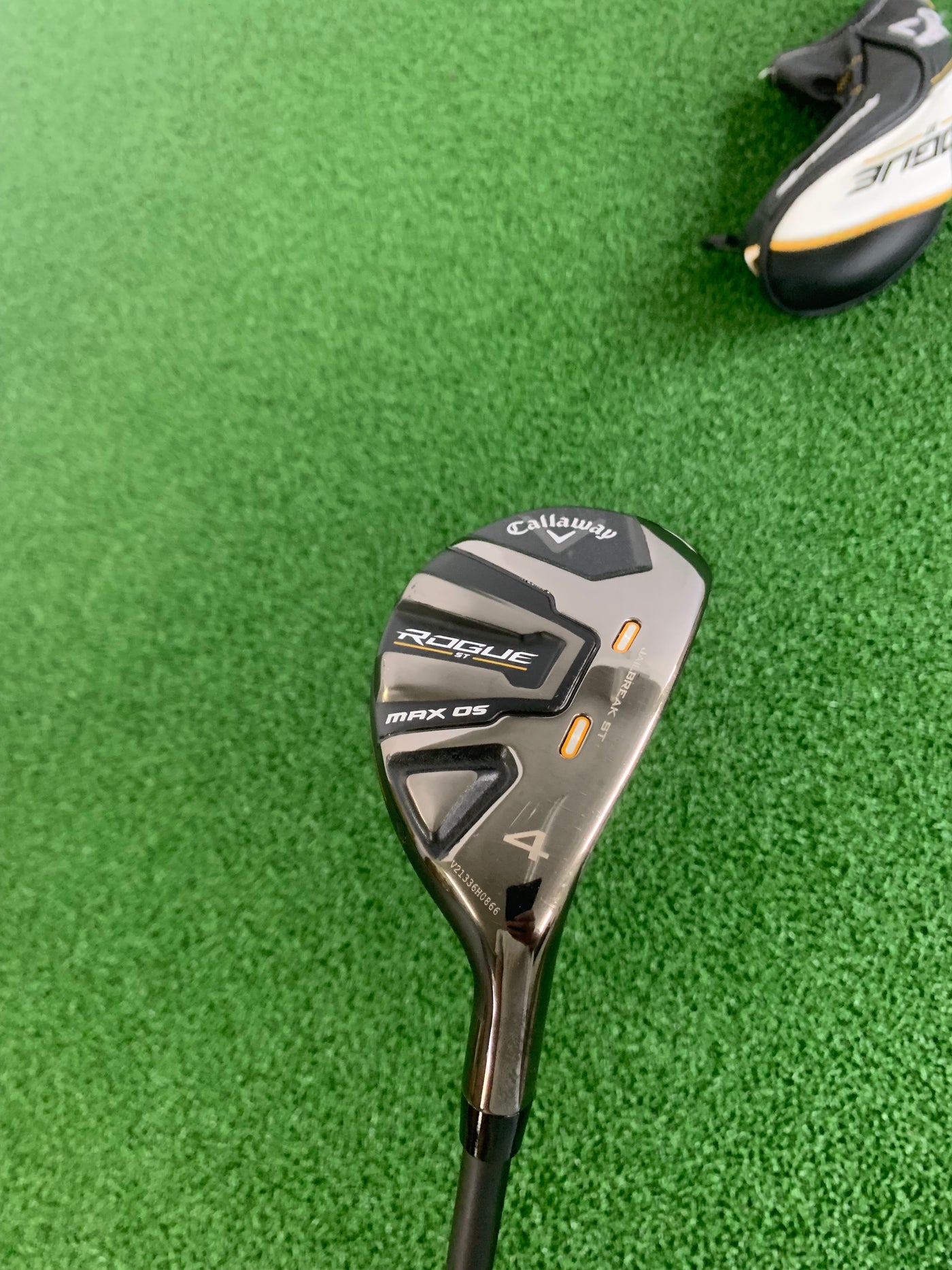 Callaway Rogue ST Max OS 21* 4 Hybrid (Regular)