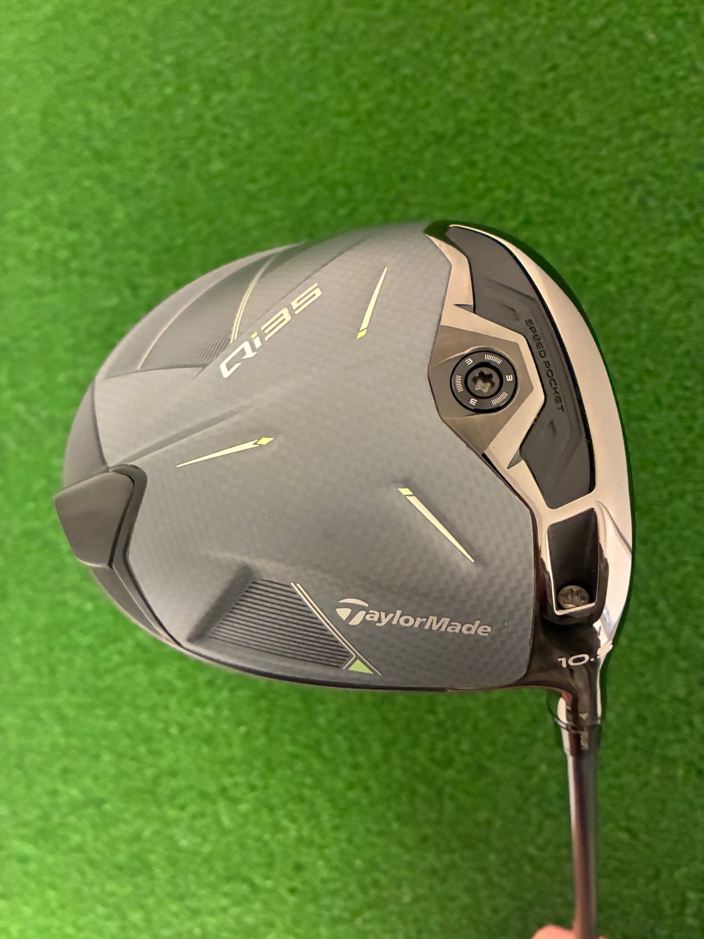 Taylormade Qi35 10.5* (Stiff)