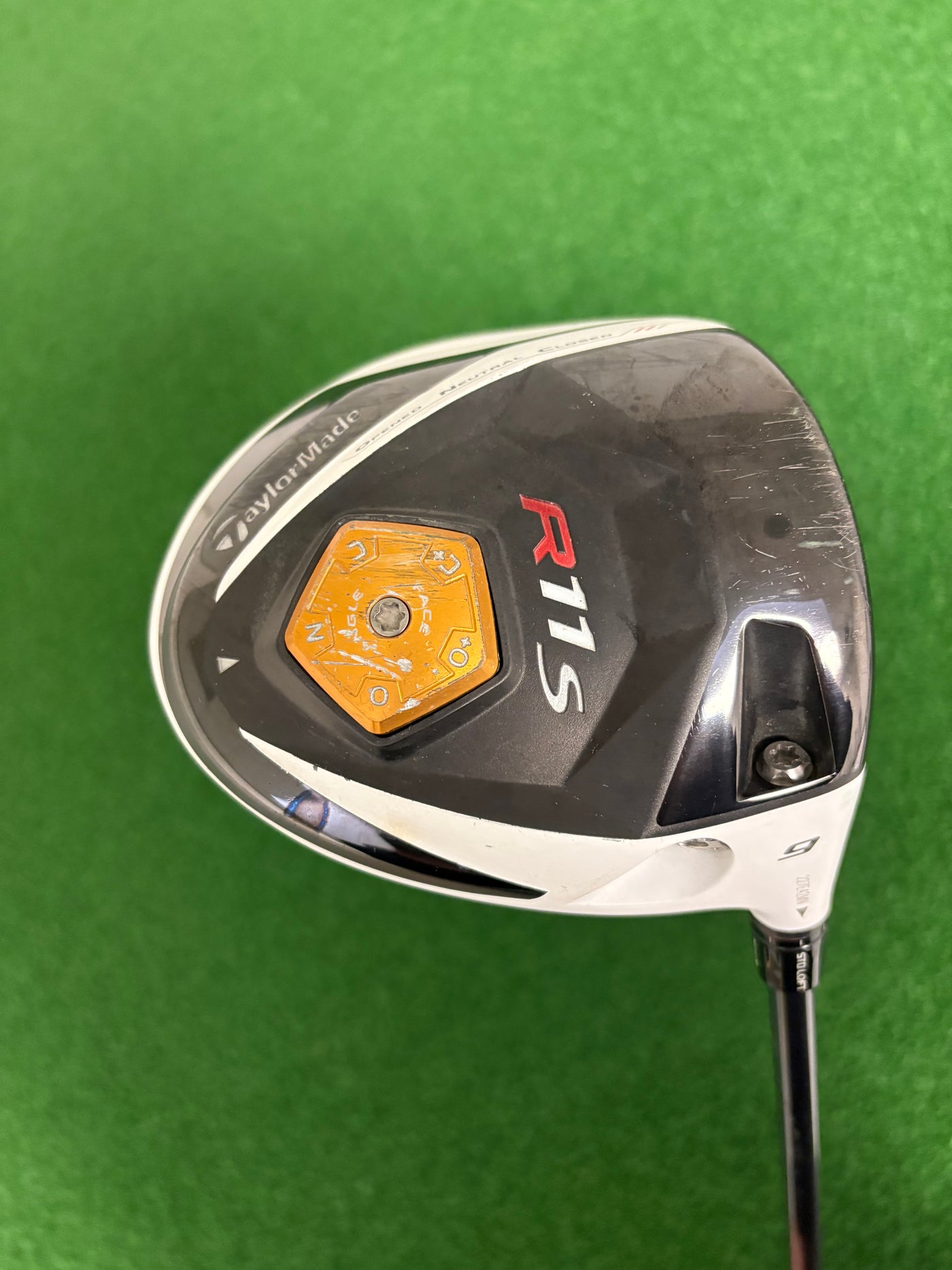 Taylormade R11S 9.0* (Stiff)