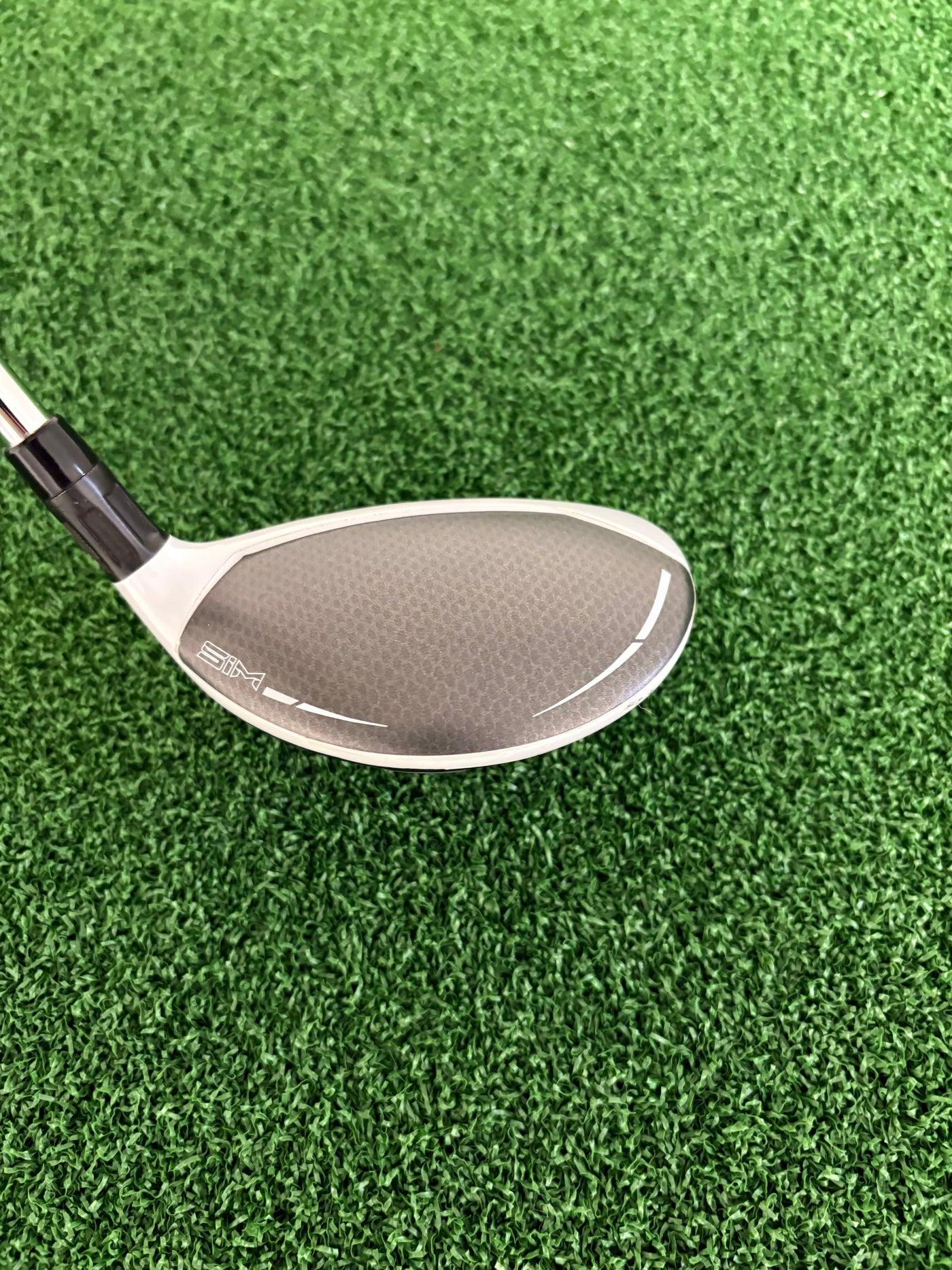 Taylormade Sim Max 22* 4 Hybrid (Stiff)