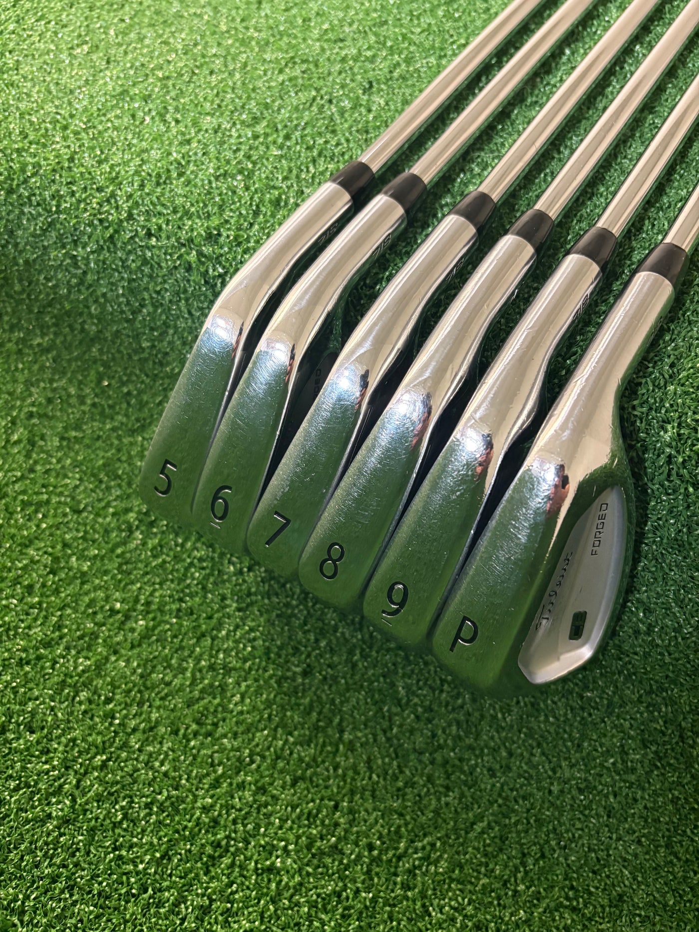 Titleist 718CB 5-PW (Stiff)