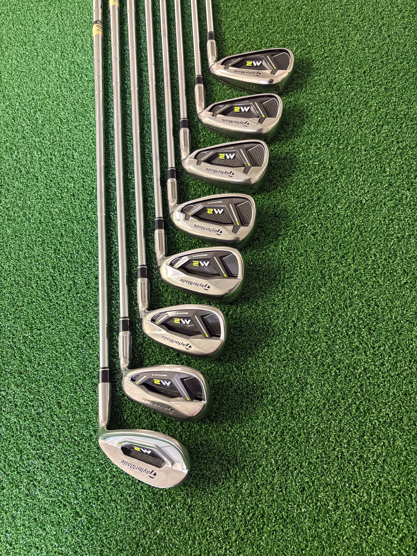 Taylormade M2 (2017) 5-PW + AW + SW (Stiff)