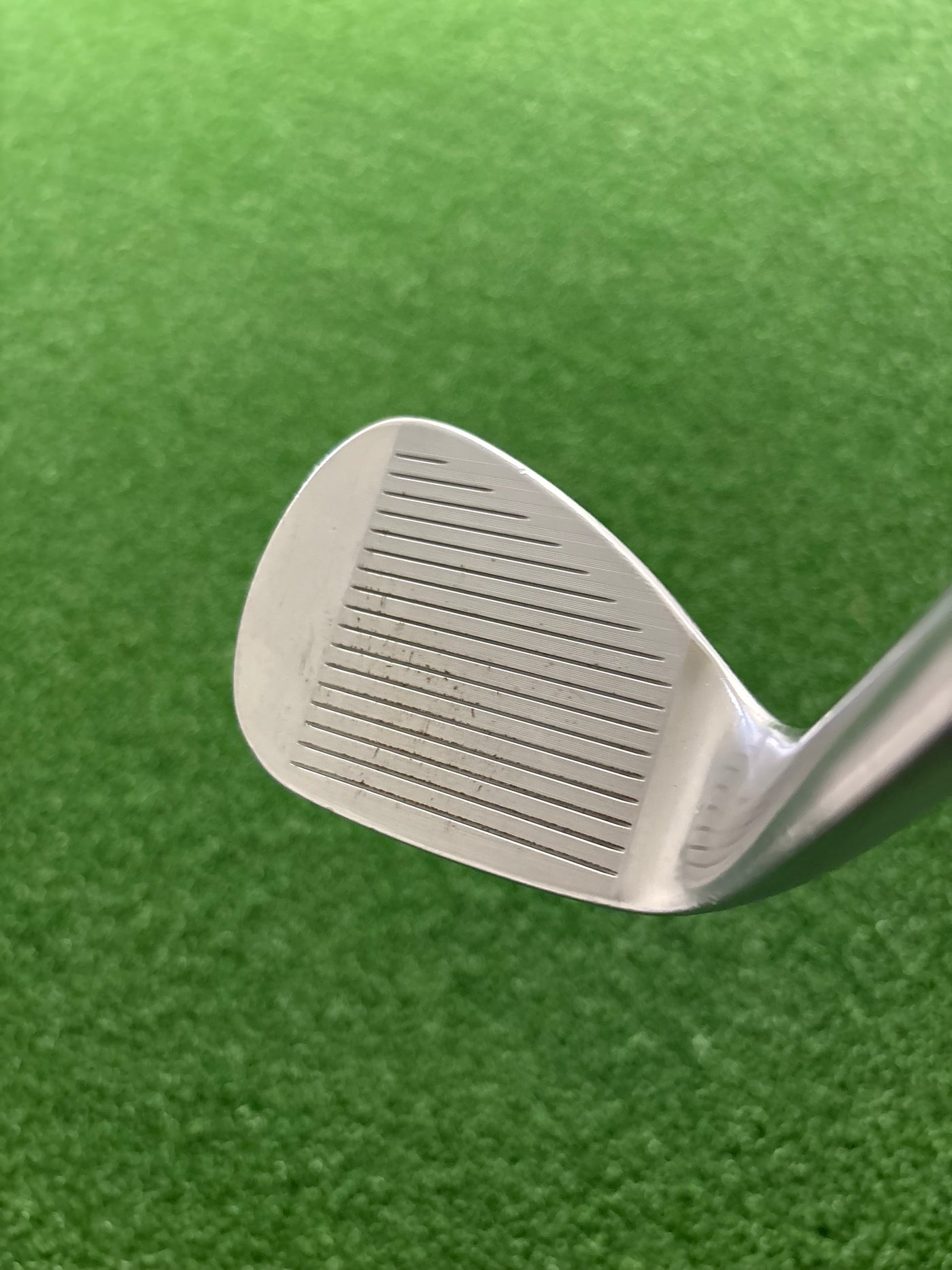 Titleist Vokey SM8 D Grind 56*