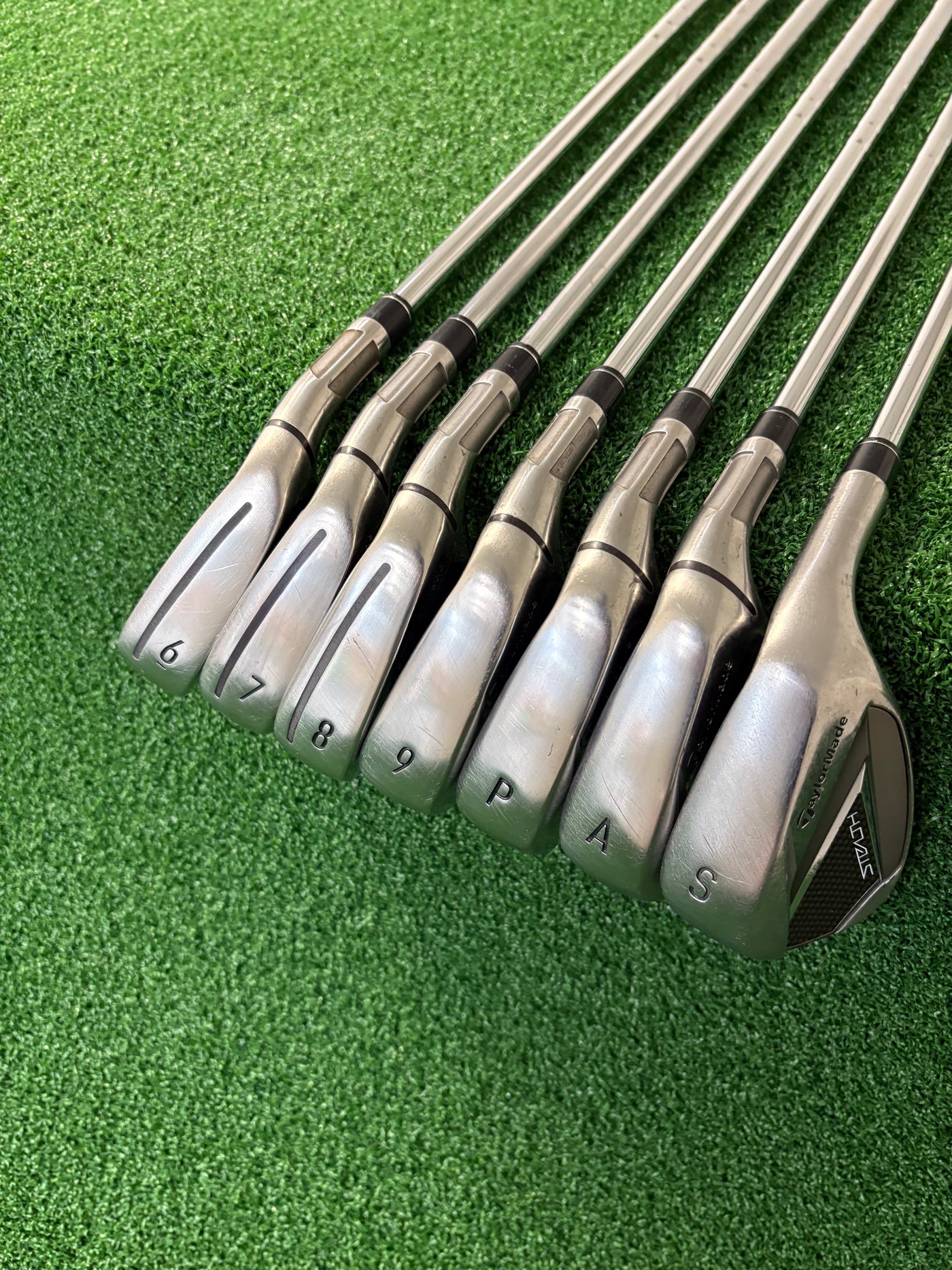 Taylormade Stealth 6-PW + AW + SW (Stiff)