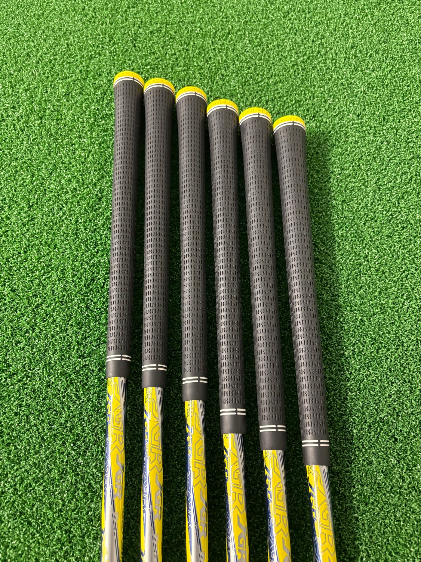 Bridgestone Tour B JGR HF2 5-PW (Stiff)