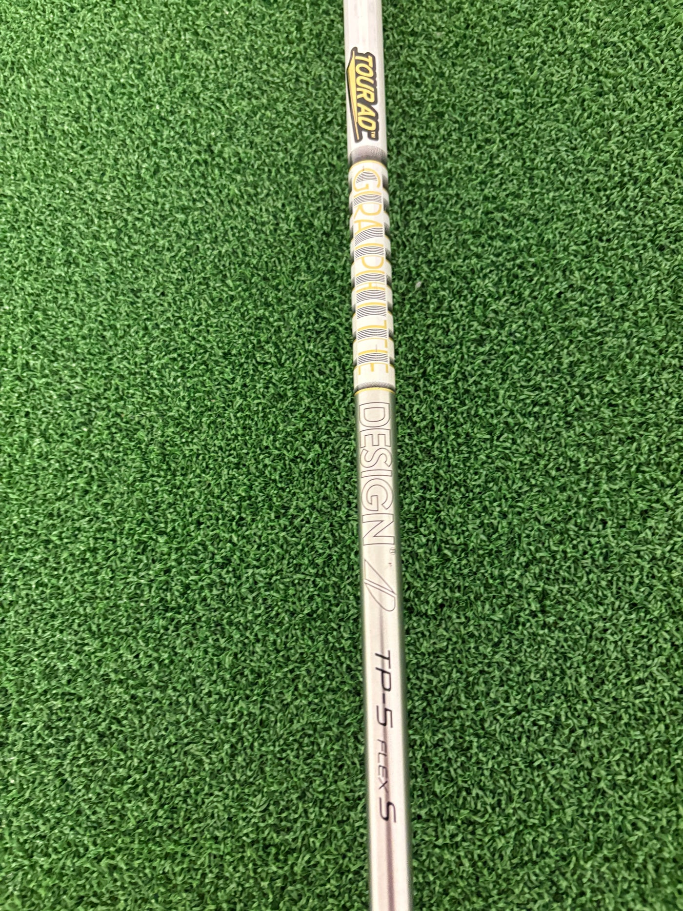 Titleist 917F2 18* 5 Wood (Stiff)