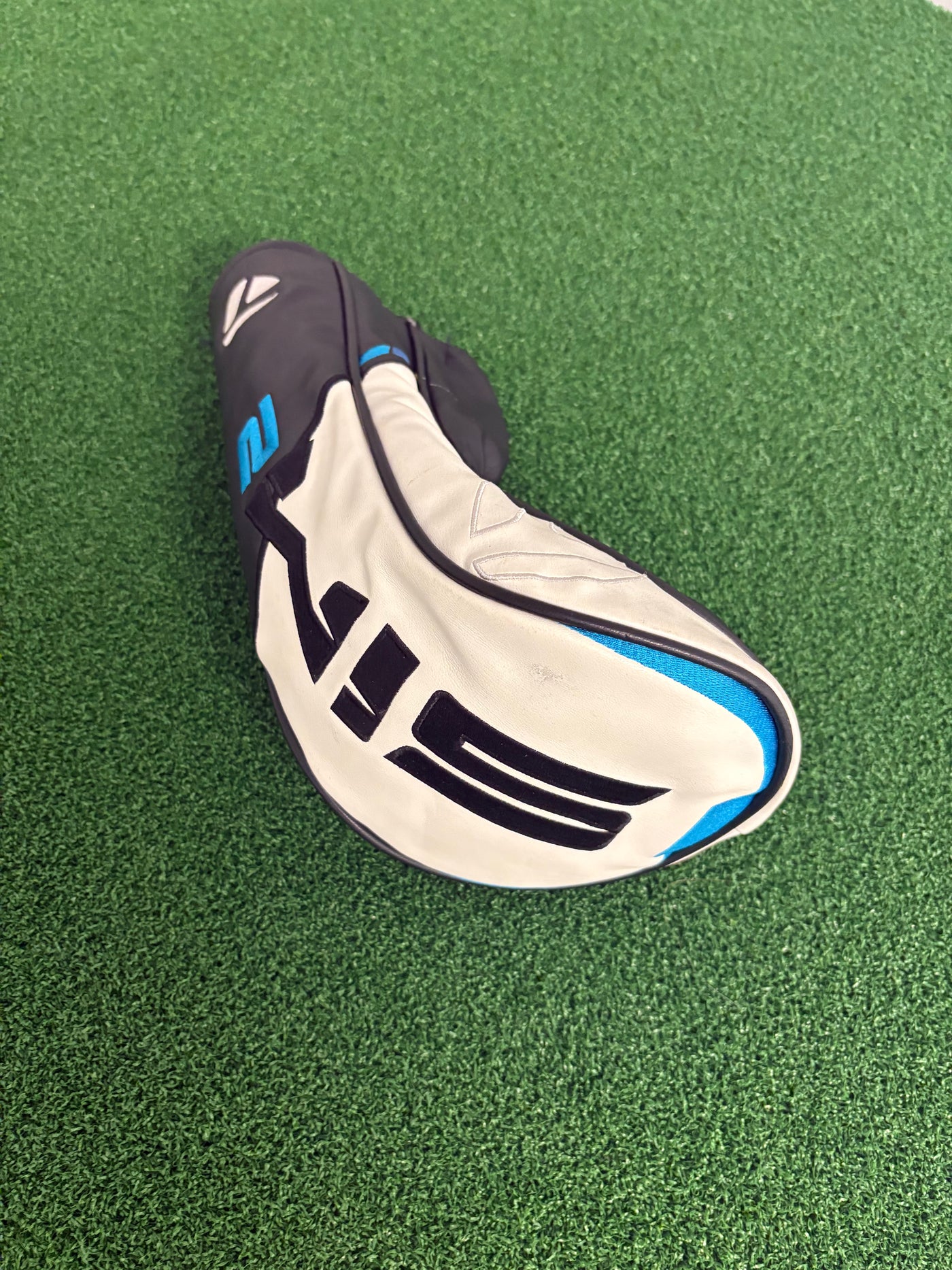 Taylormade Sim 2 9.0* (Stiff)