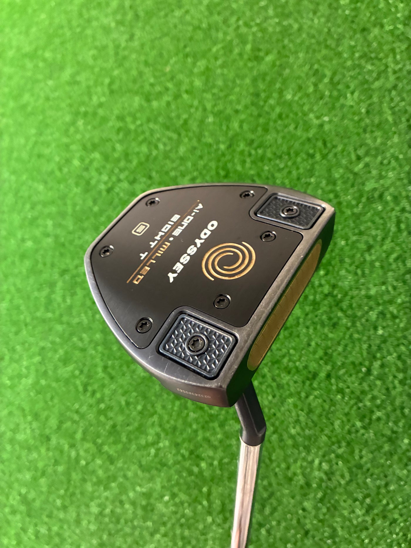 Odyssey AI-ONE Milled Eight T CH (34")