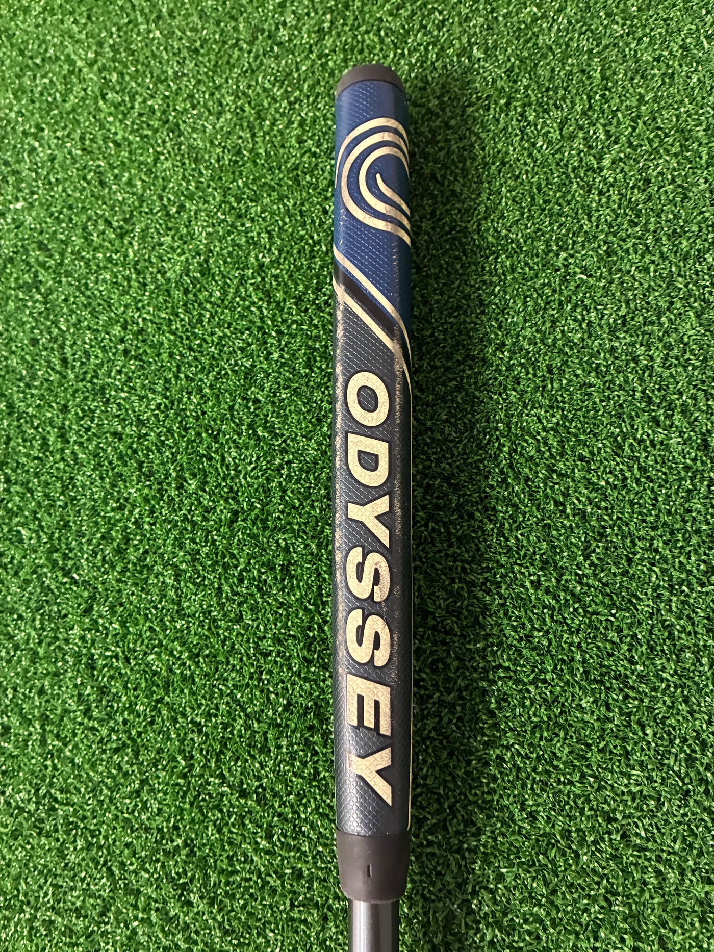 Odyssey 2-Ball Ten Triple Track (33")