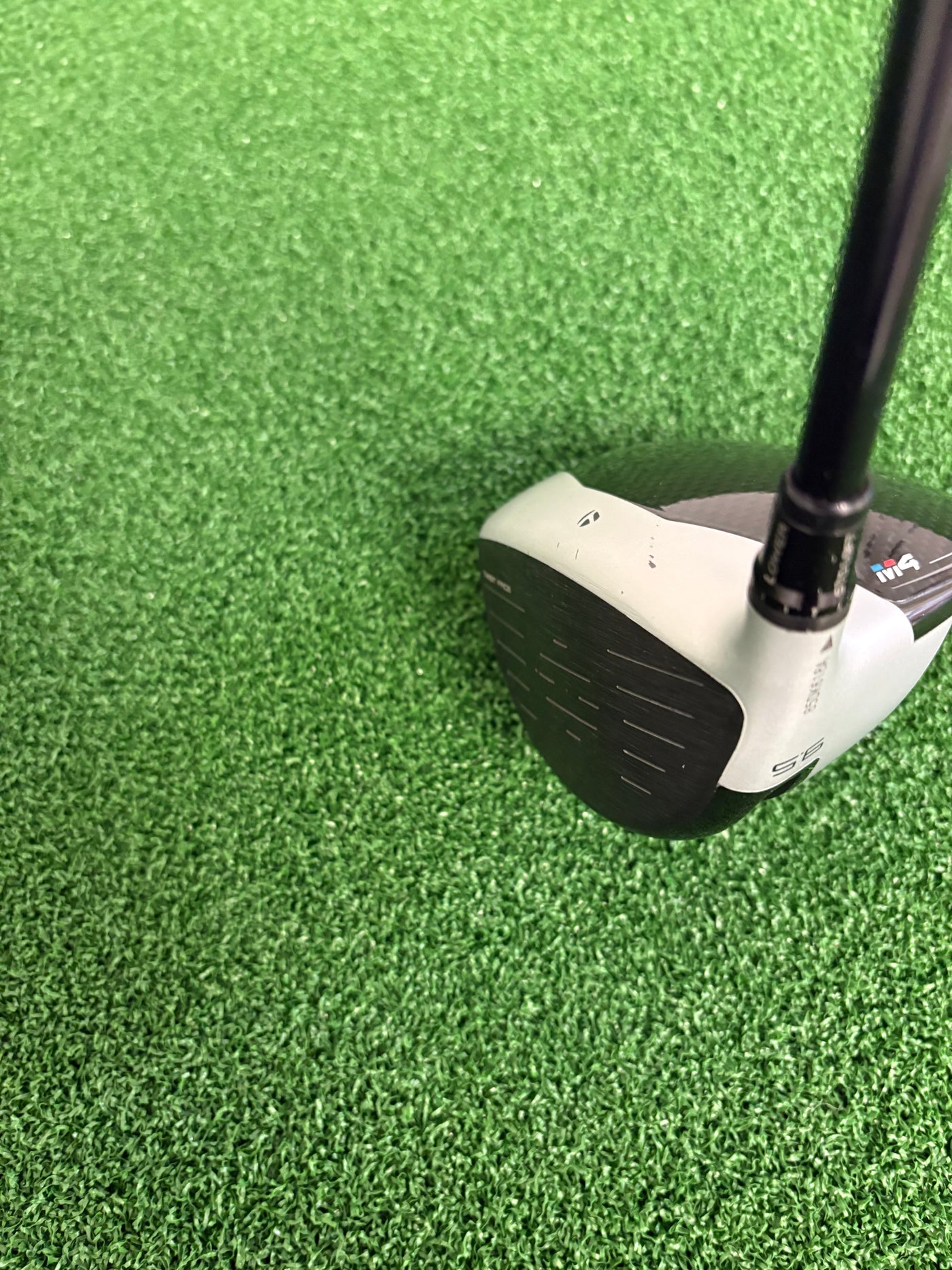 Taylormade M4 9.5* (Stiff)