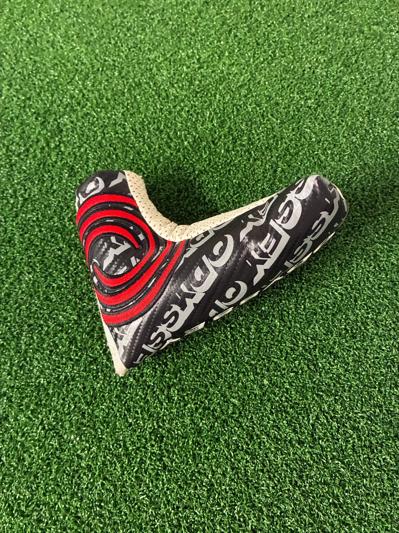 Odyssey Black Series i #1 (33")