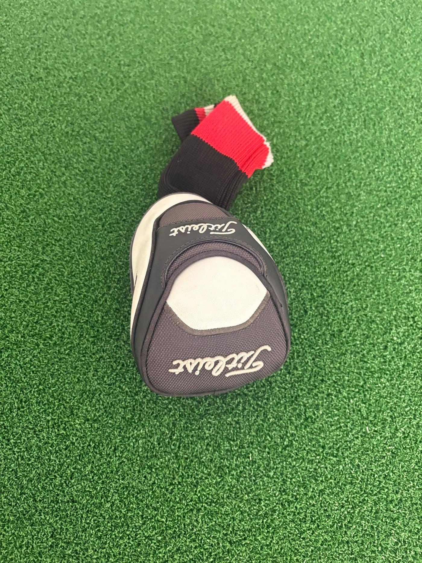 Titleist 910F 19* 5 Wood (Stiff)