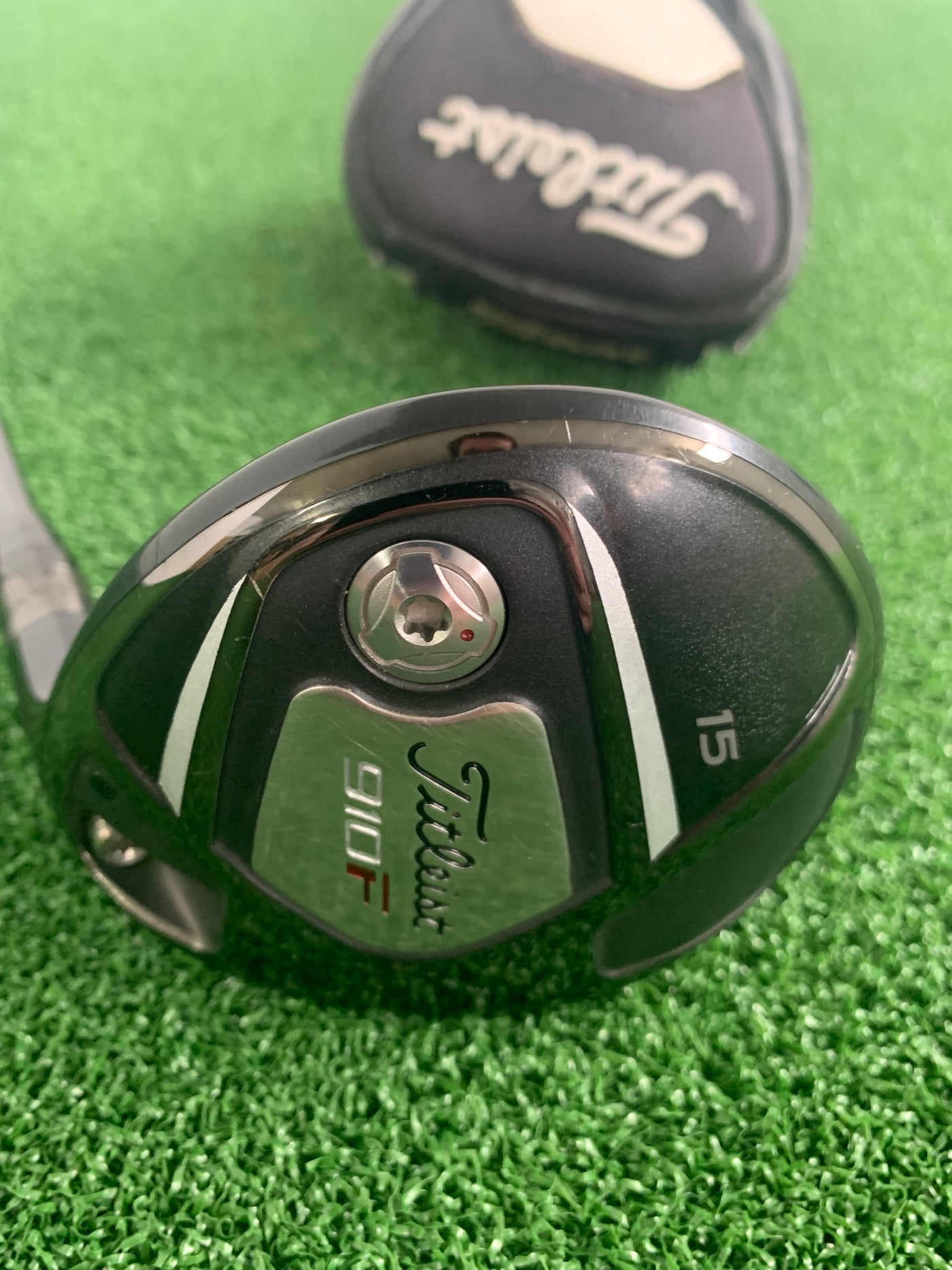 Titleist 910F 15* 3 Wood (Stiff/Regular)