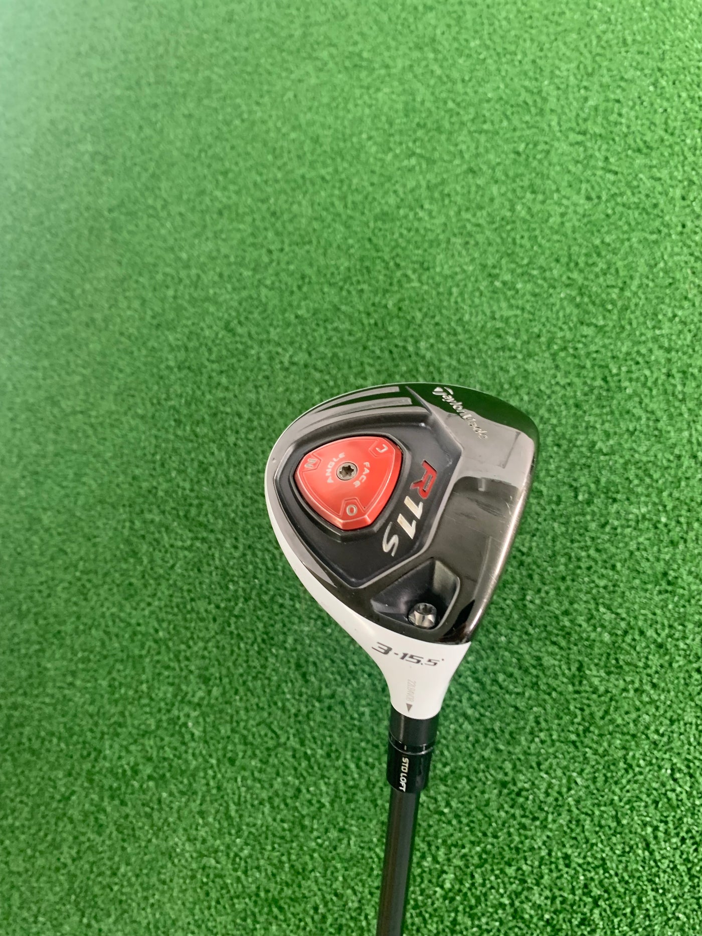 Taylormade R11S 15.5* 3 Wood (Stiff)