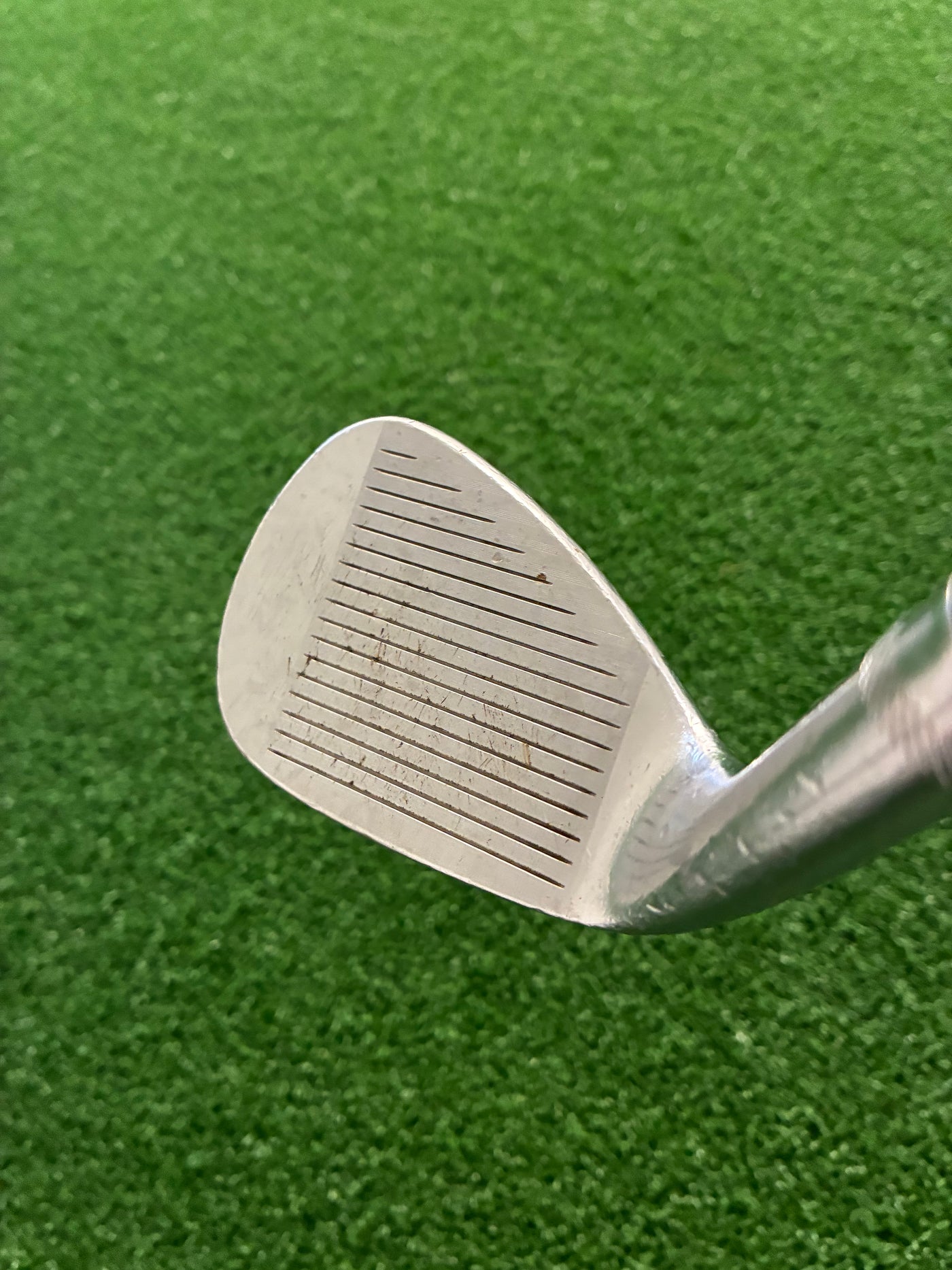 Titleist Vokey SM7 F Grind 52*