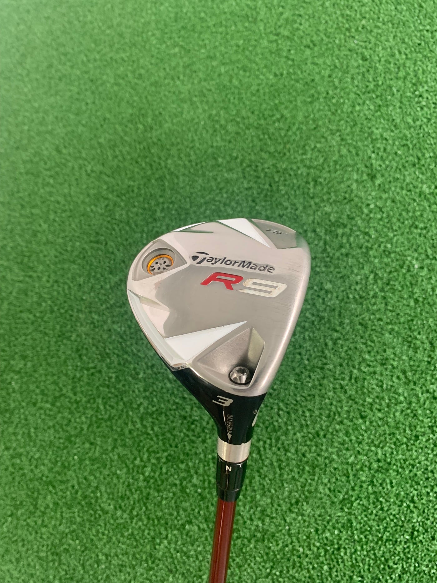 Taylormade R9 15* 3 Wood (Stiff)