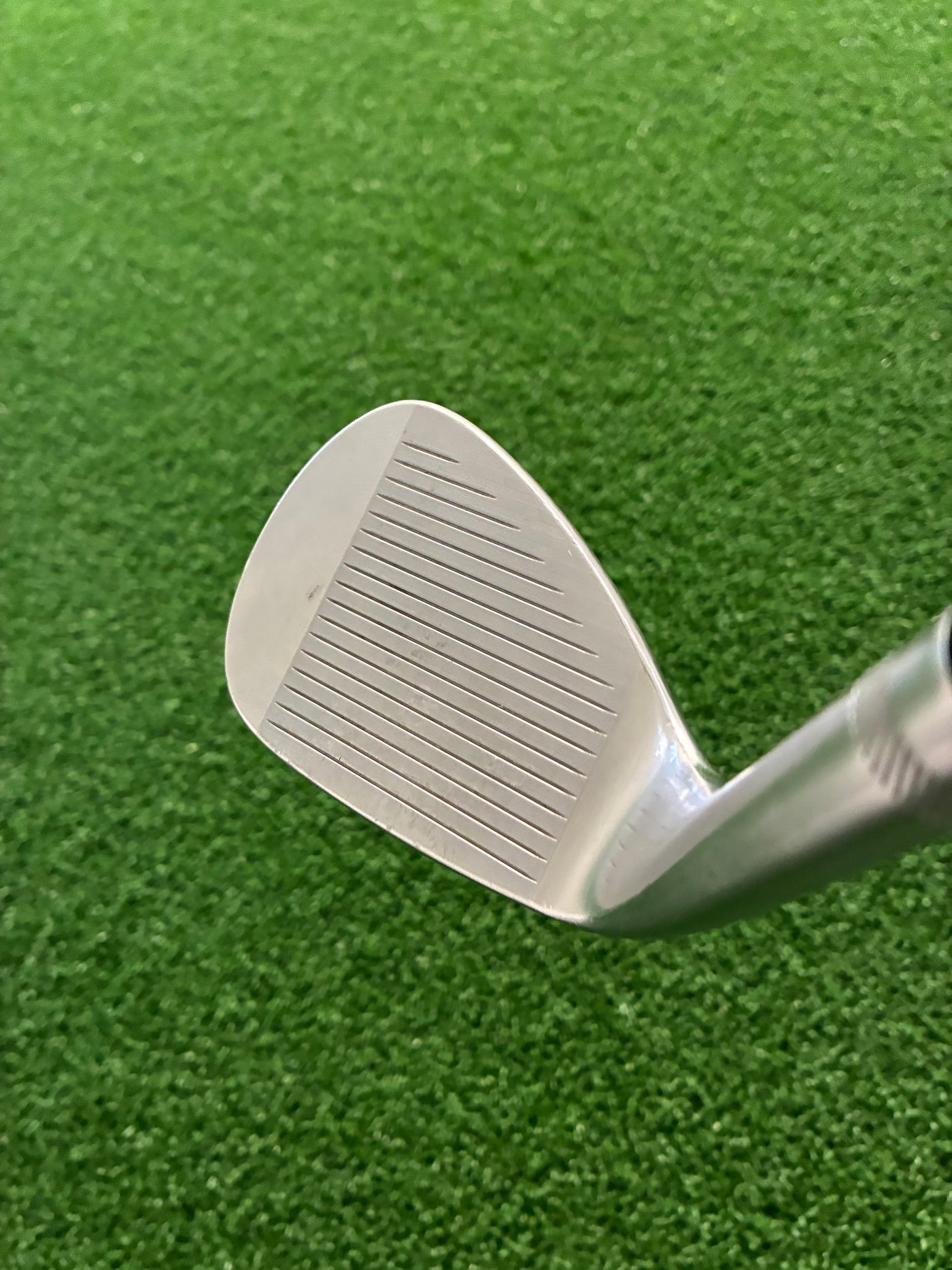 Titleist Vokey SM8 F Grind 54*