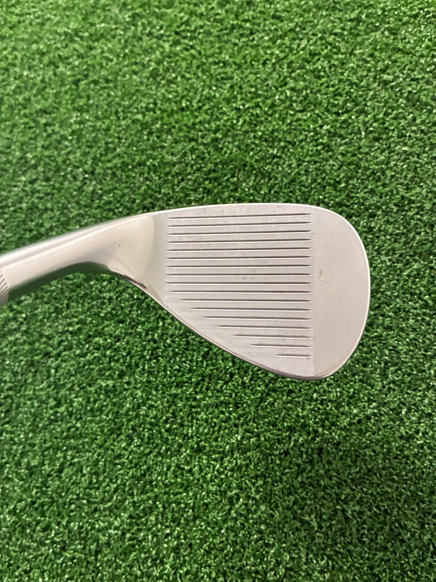 Titleist Vokey SM8 F Grind 54*