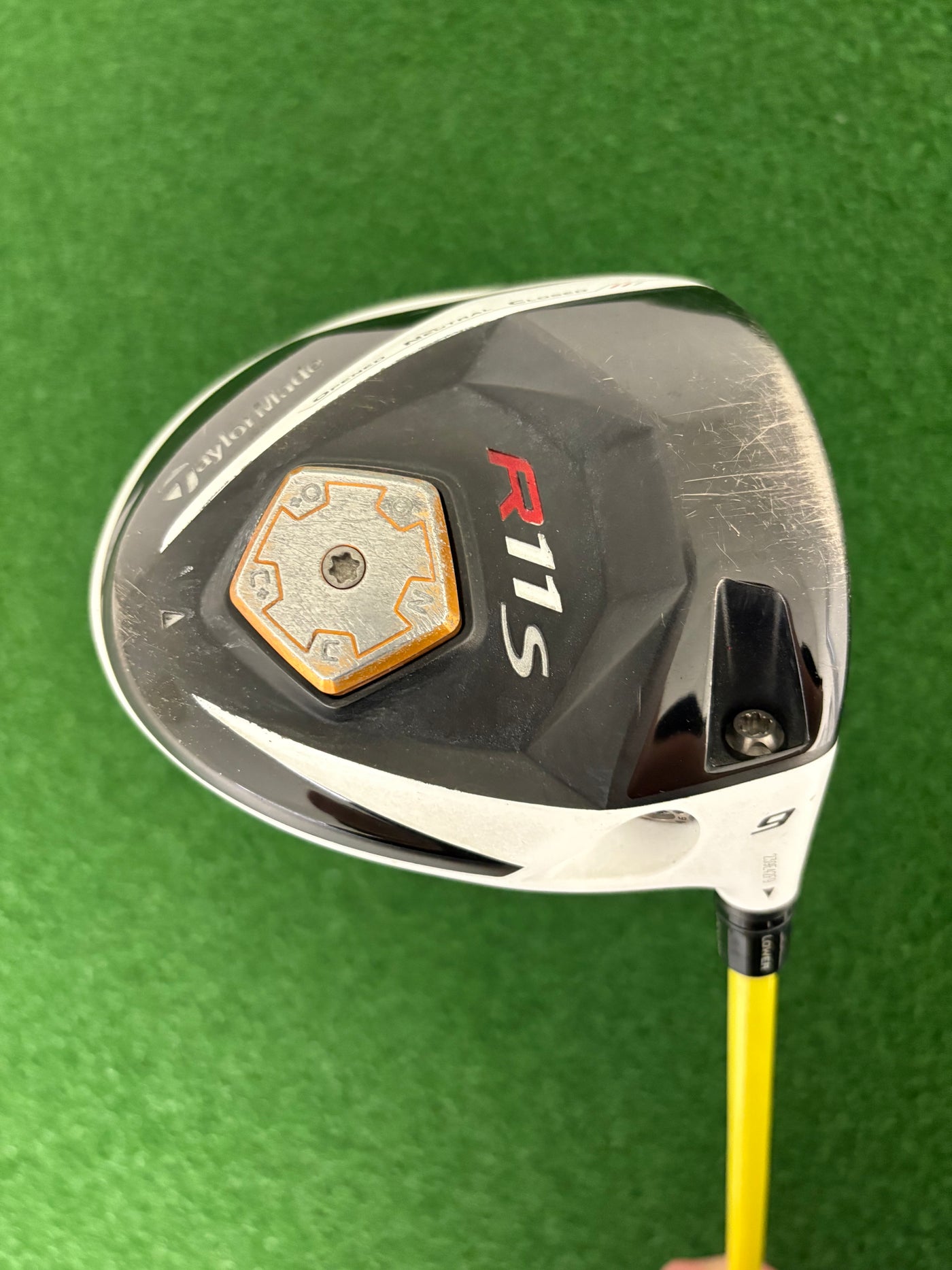 Taylormade R11S 9.0* (Stiff)