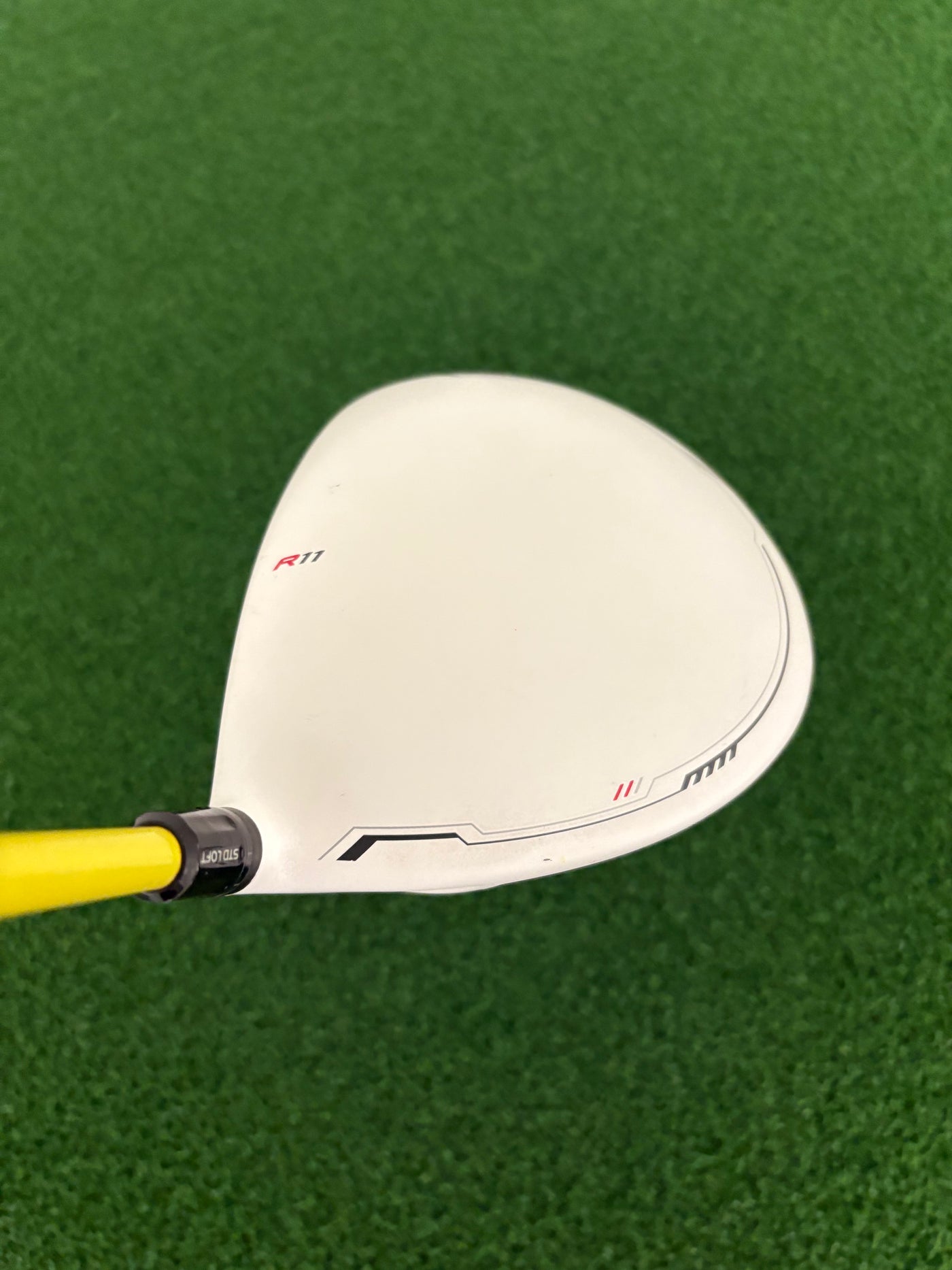 Taylormade R11S 9.0* (Stiff)