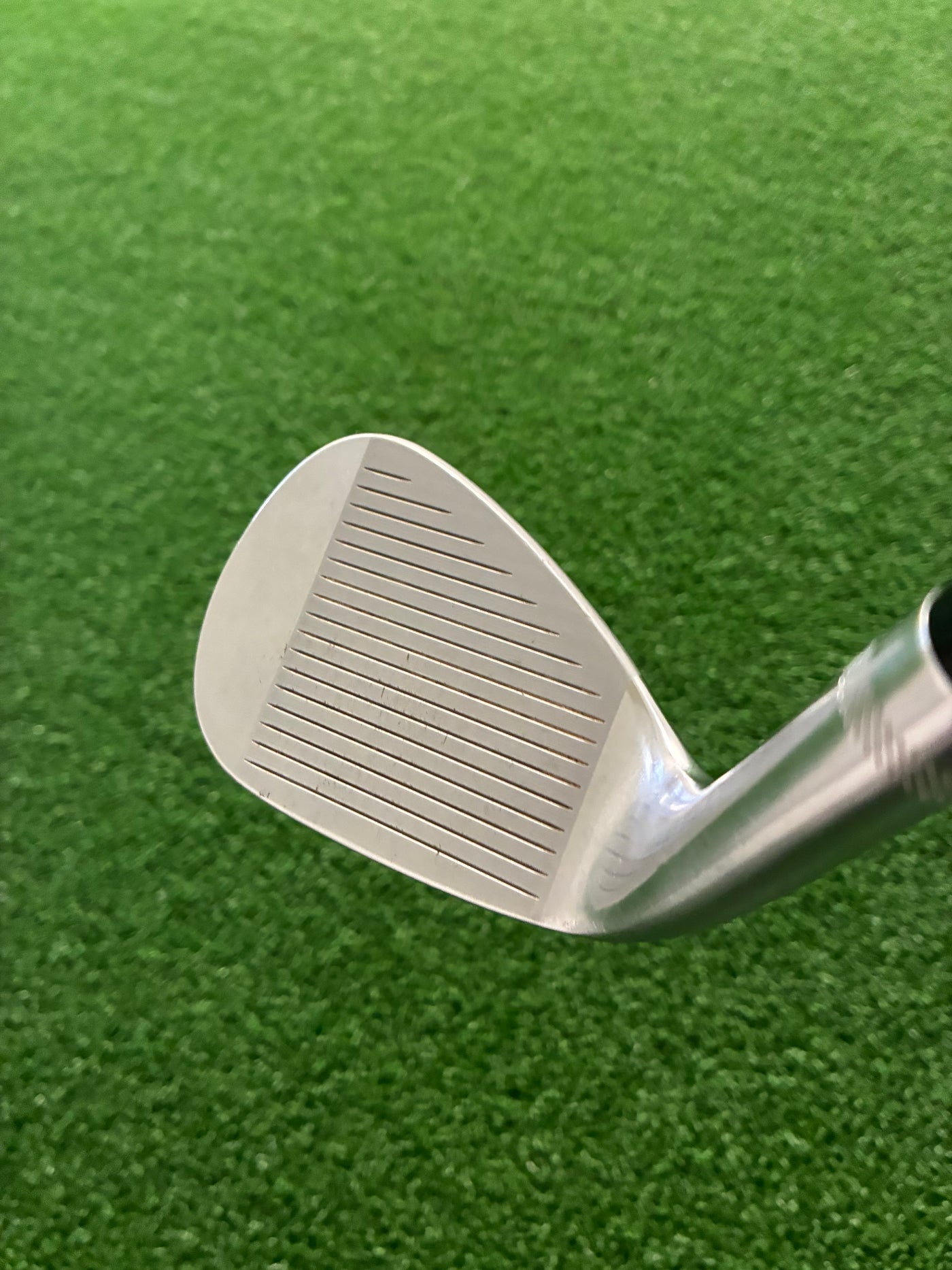 Titleist Vokey SM6 F Grind 52*