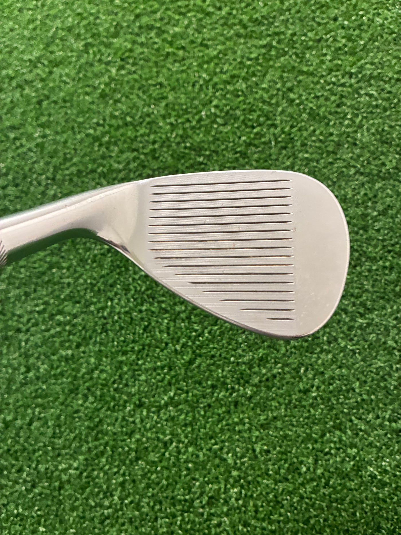 Titleist Vokey SM6 F Grind 52*