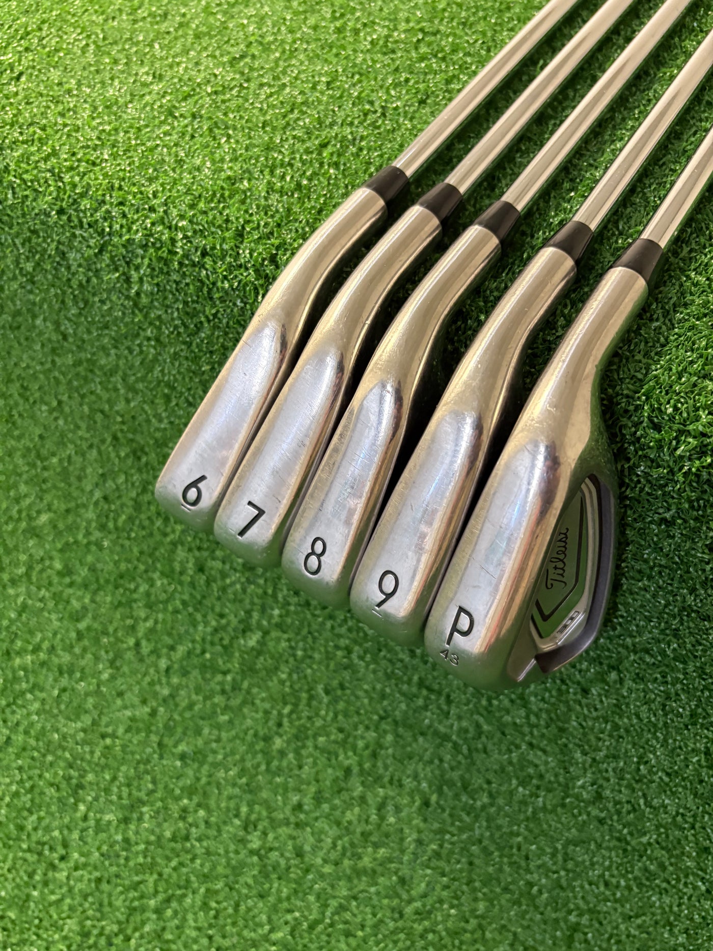 Titleist T-300 6-PW (Stiff)