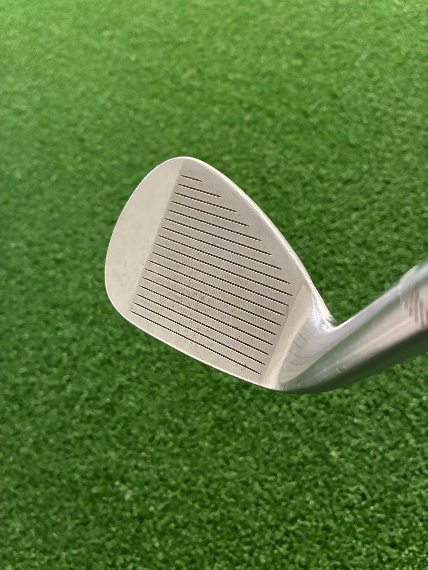 Titleist Vokey SM6 F Grind 52*