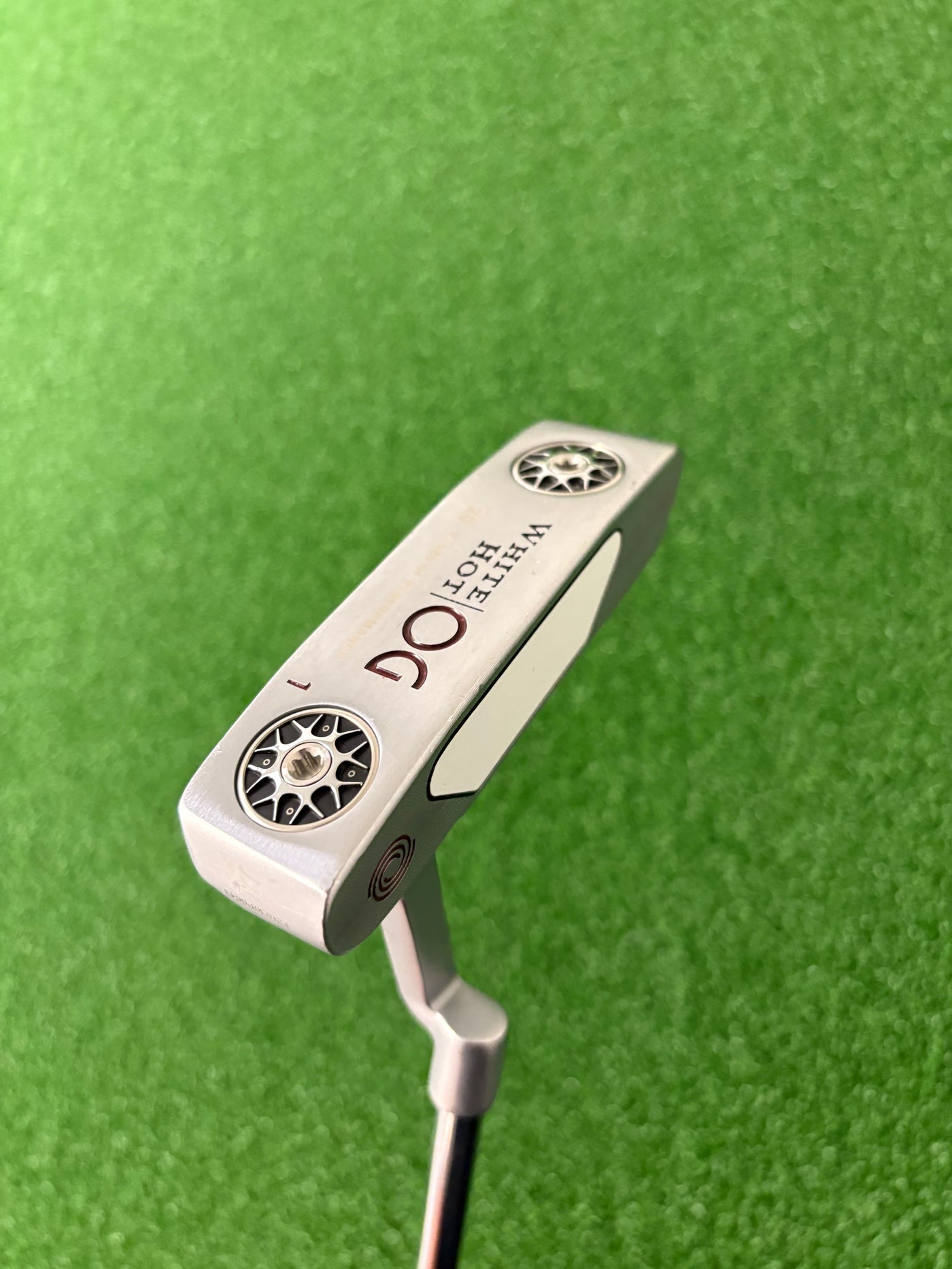 Odyssey White Hot OG #1 (34")