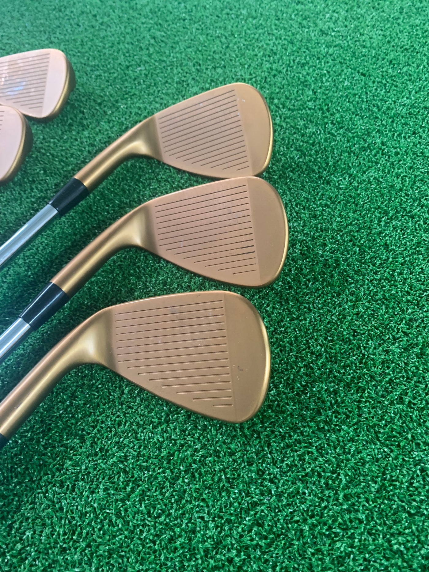 Cobra King Tour MIM Copper 5-PW