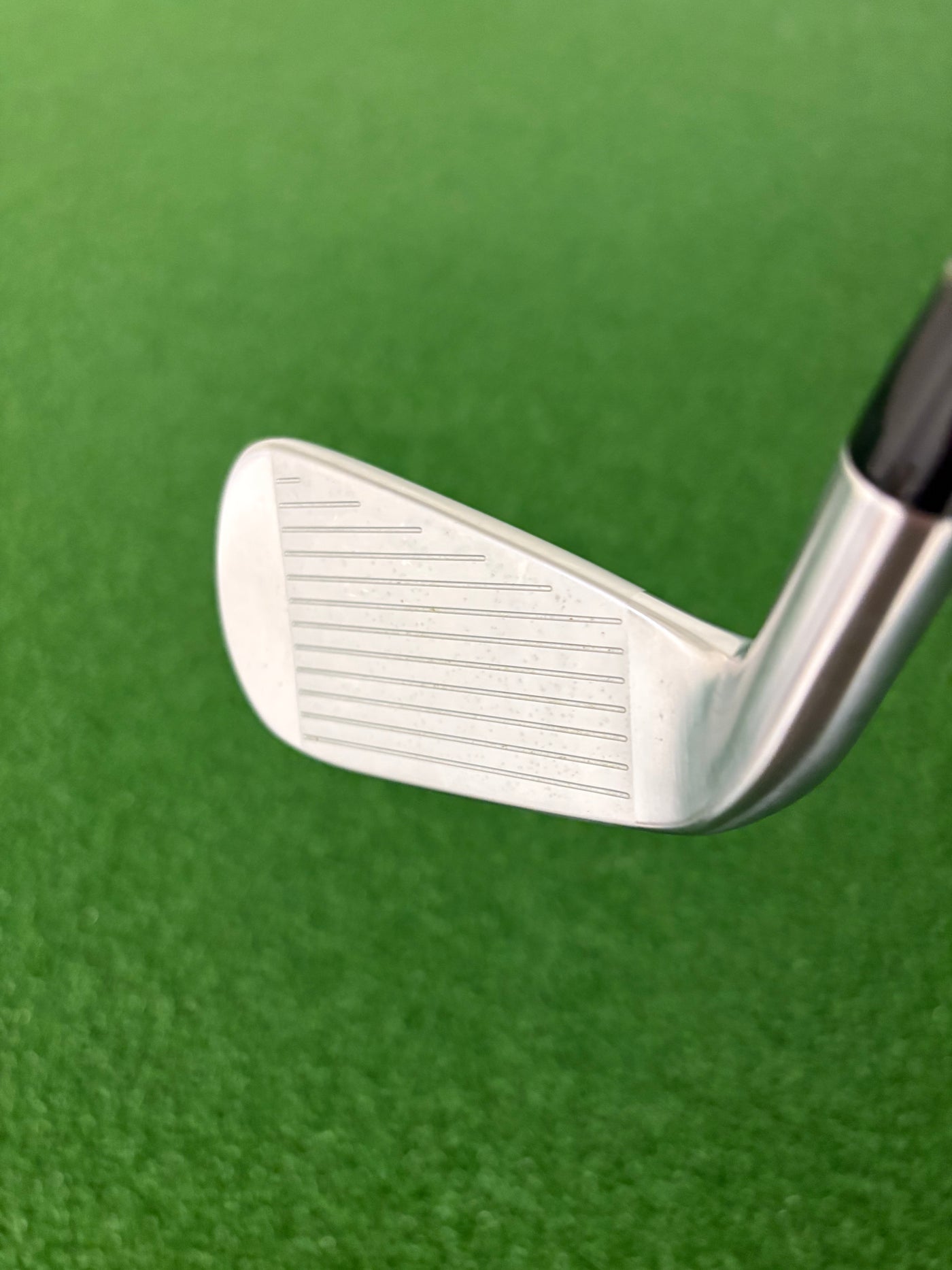 Titleist U505 (2023) 20* 3 Utility Iron (Stiff)