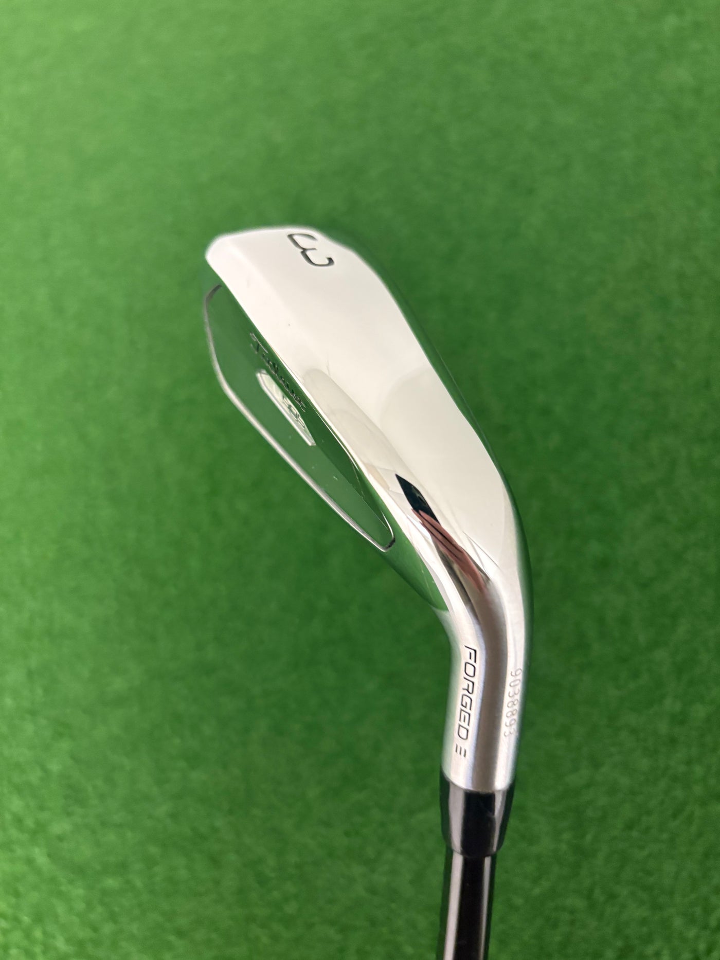 Titleist U505 (2023) 20* 3 Utility Iron (Stiff)