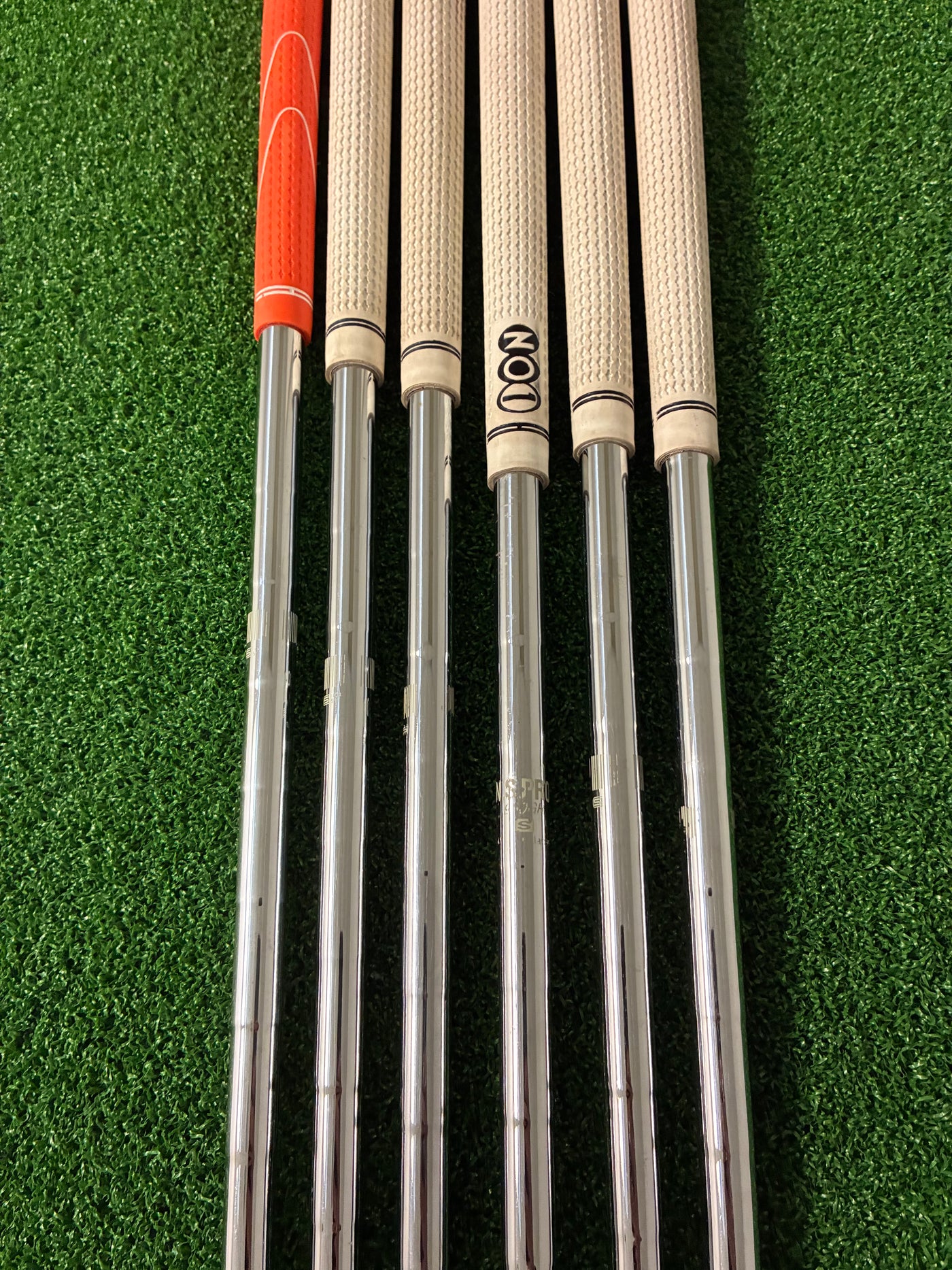 Titleist 714CB 5-PW (Stiff)