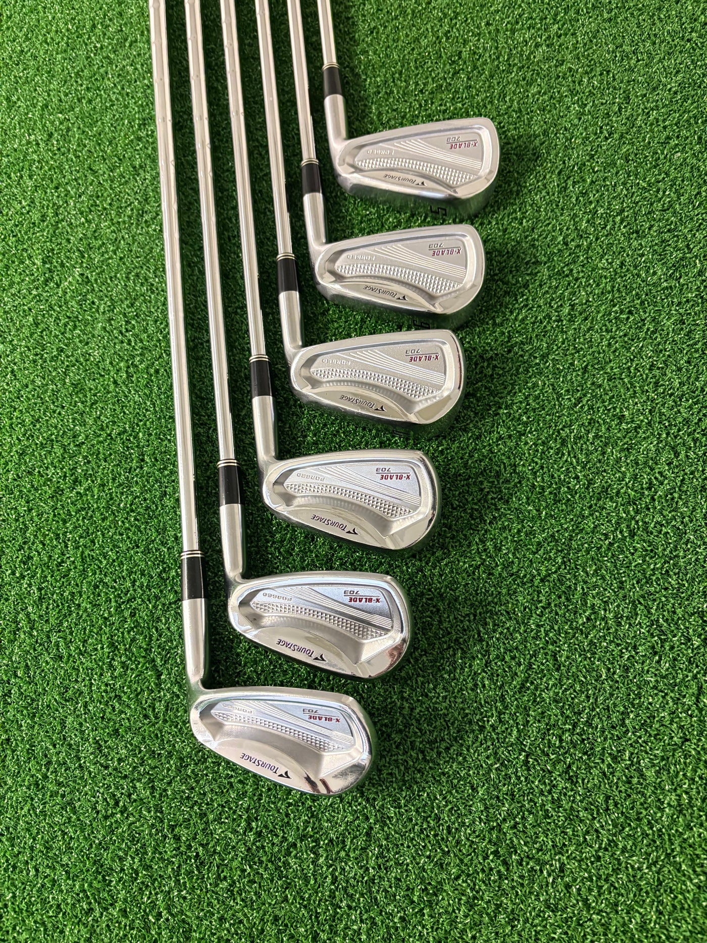 Bridgestone Tour Stage X-Blade 703 5-PW (Stiff)