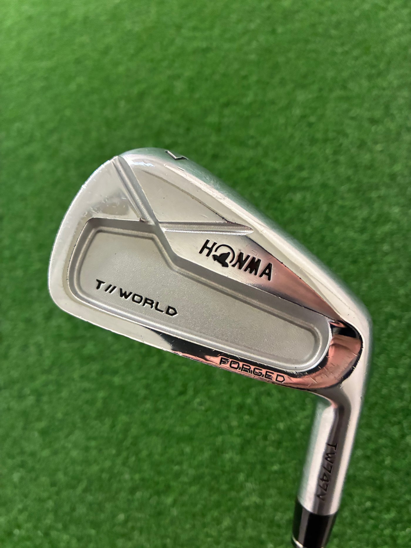 Honma Tour World TW747V 5-PW (Stiff)